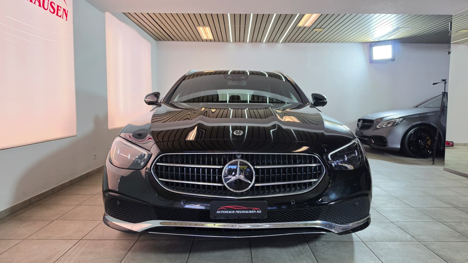 MERCEDES-BENZ E 220 d T Avantgarde 9G-Tronic, SCHWEIZER FAHRZEUG, TOP AUSSTATTUNG, FRISCH AB MFK-image-1