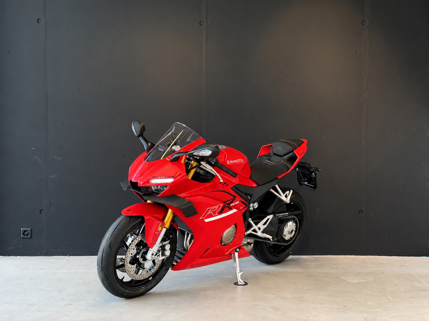 ZXMOTO 500 RR auch als 35kw-showroom-element-2