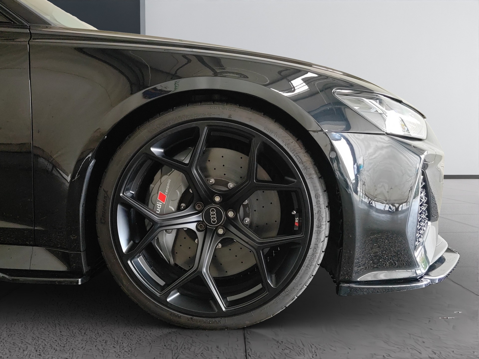 AUDI RS6 Avant 4.0 TFSI V8 quattro-image-6