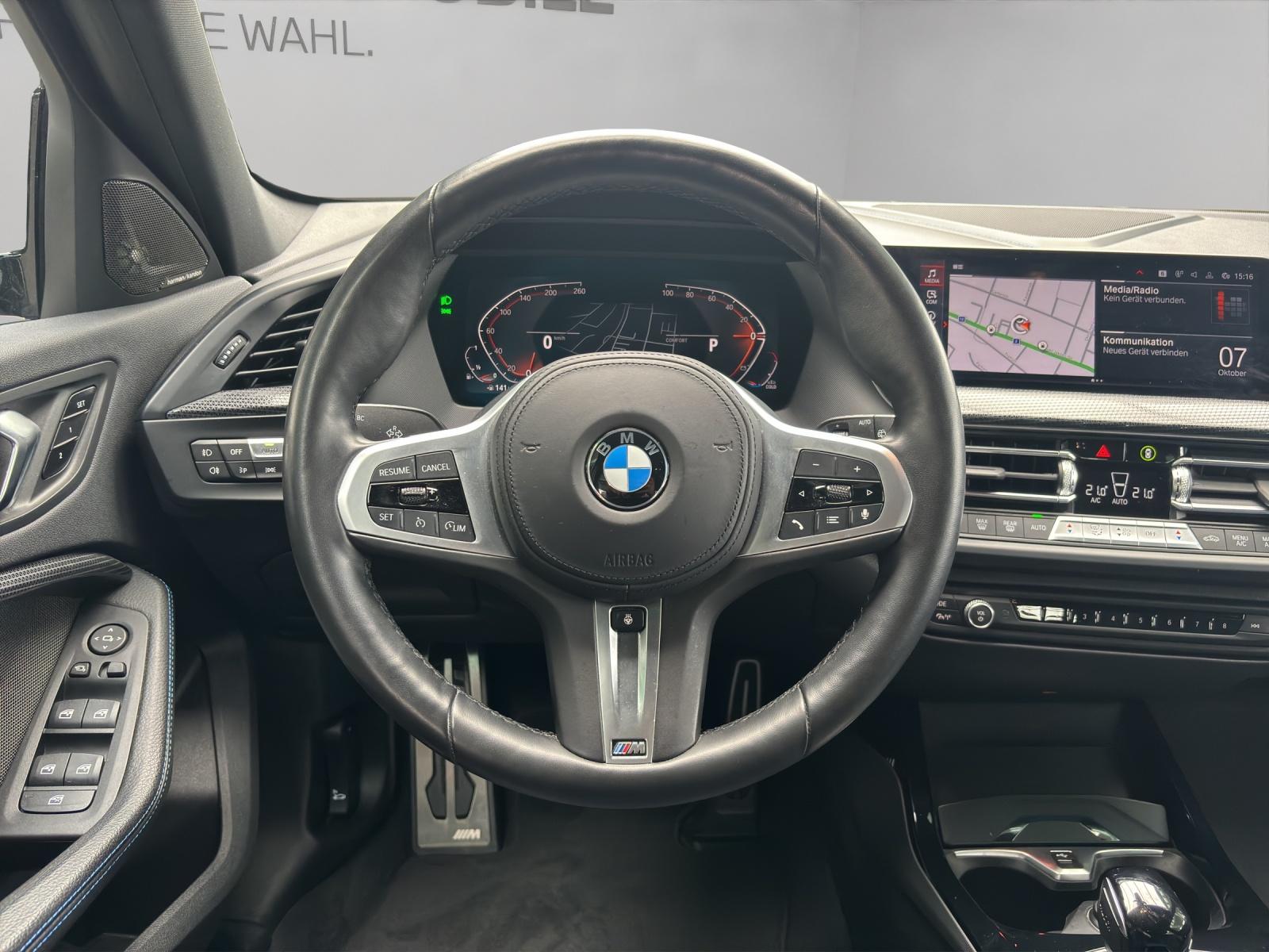 BMW 118i-image-5