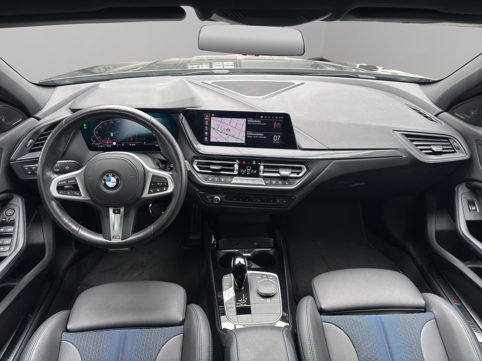 BMW 118i-image-6