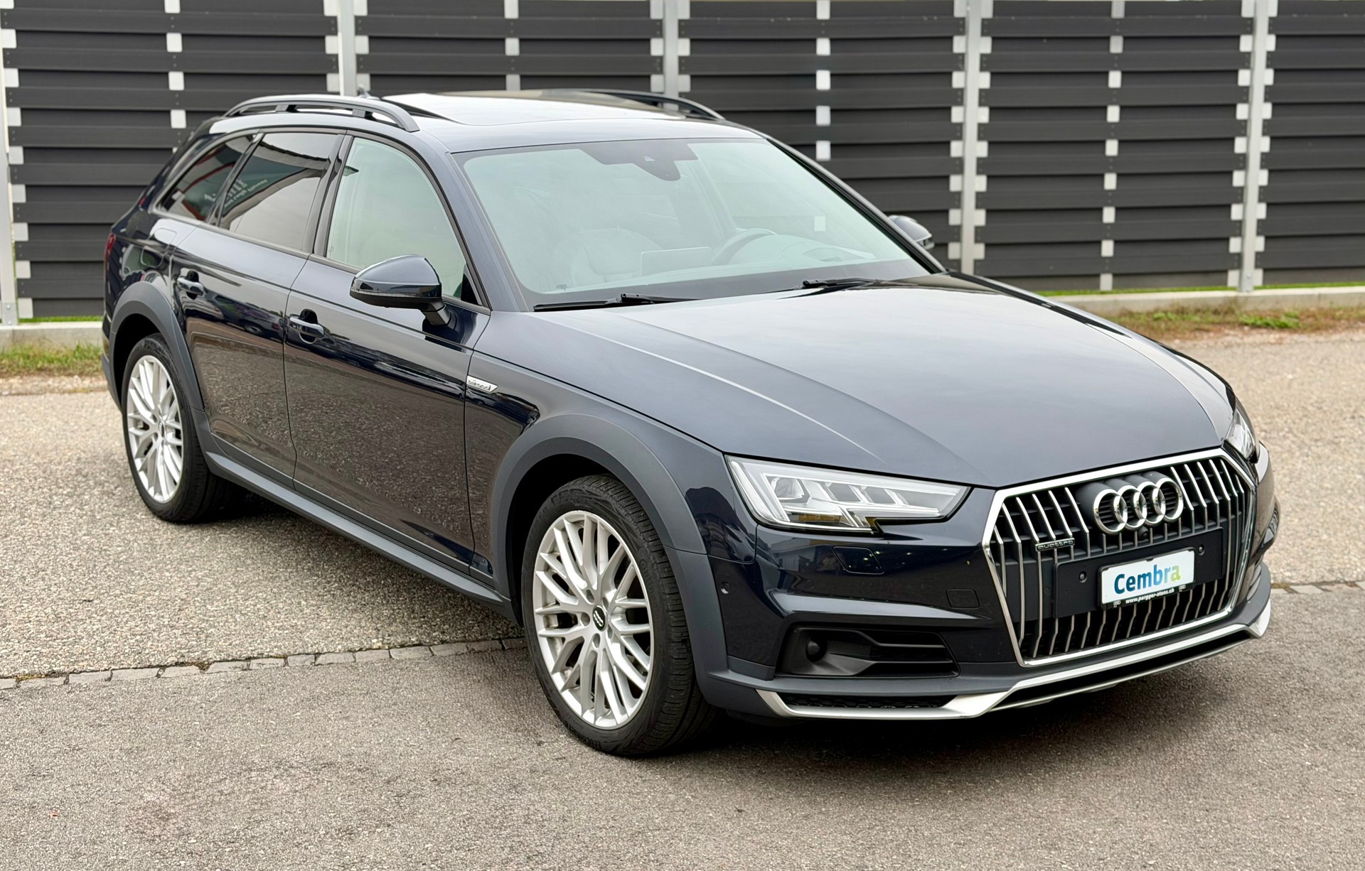 AUDI A4 allroad 3.0 TDI quattro tiptronic-image-0
