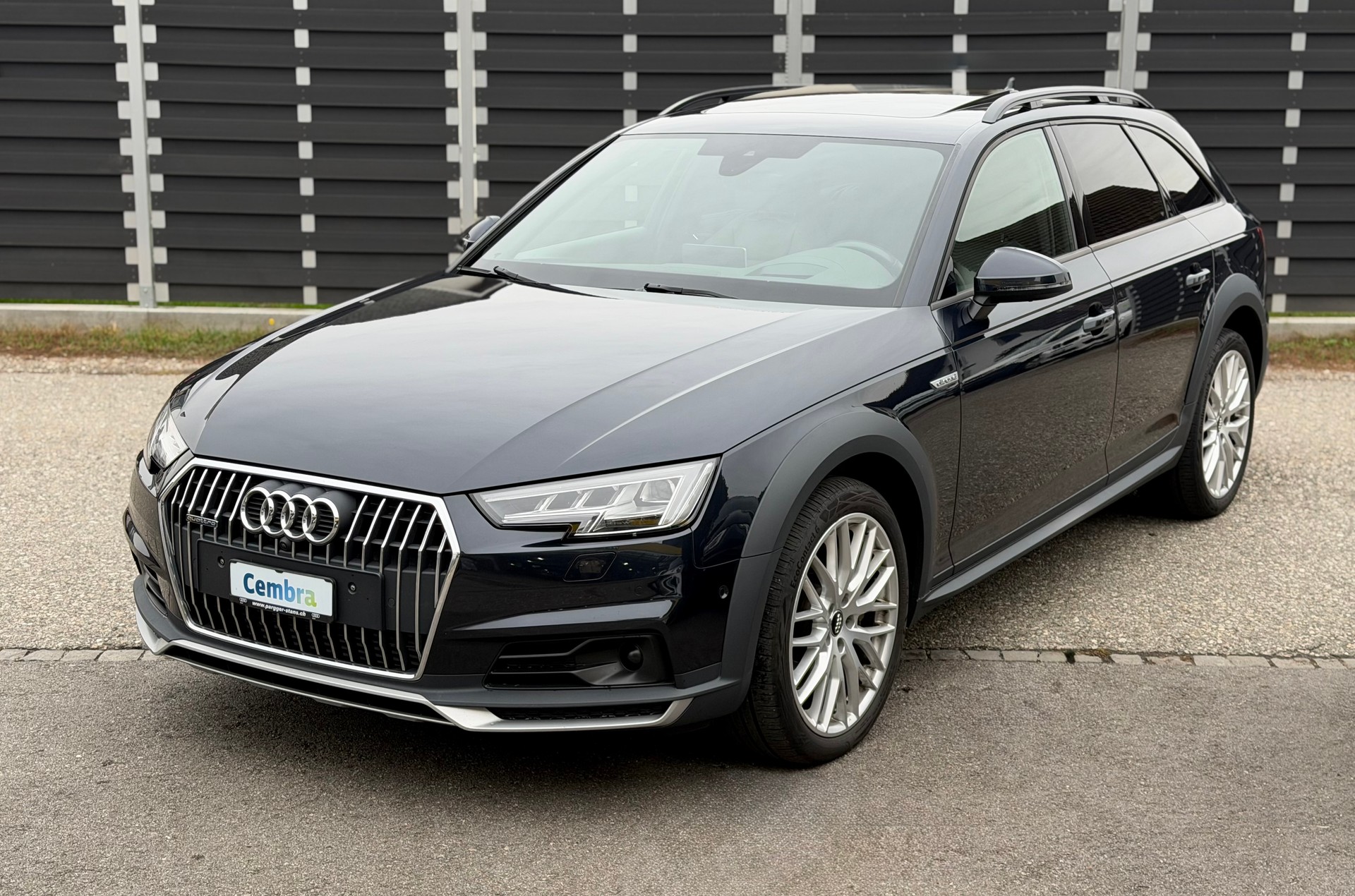 AUDI A4 allroad 3.0 TDI quattro tiptronic-image-2