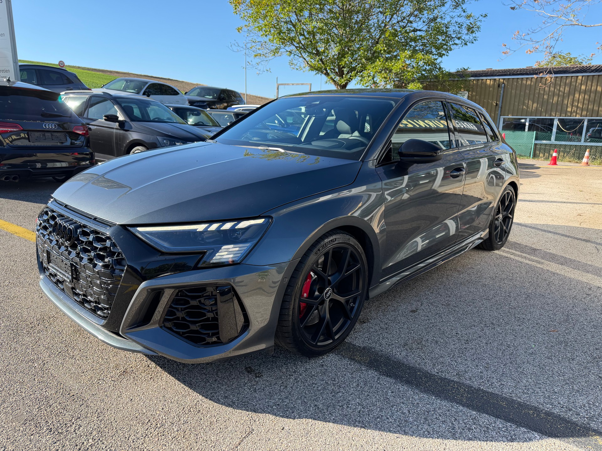 AUDI RS3 Sportback 2.5 TSI quattro S-tronic-image-1