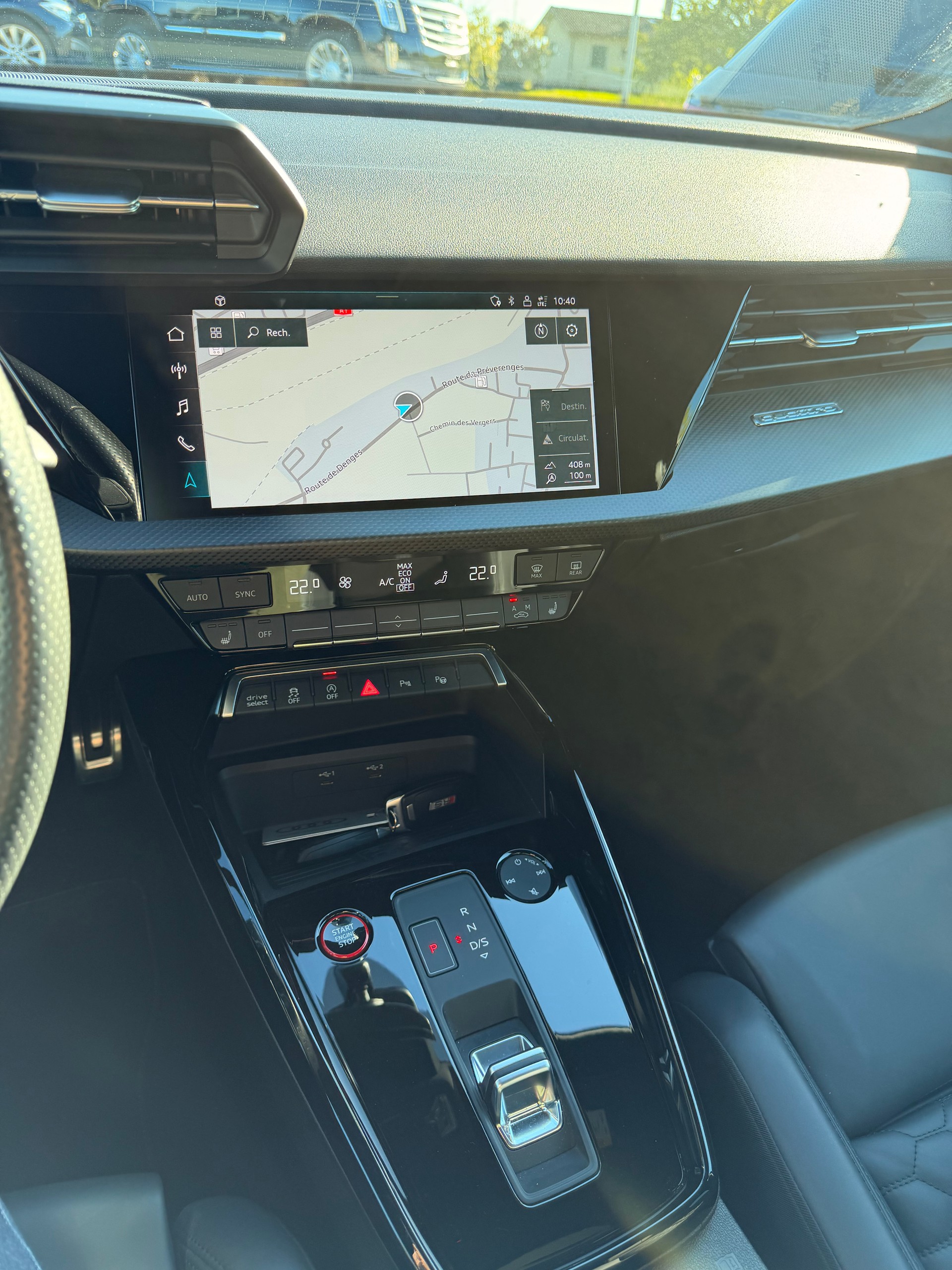 AUDI RS3 Sportback 2.5 TSI quattro S-tronic-image-6