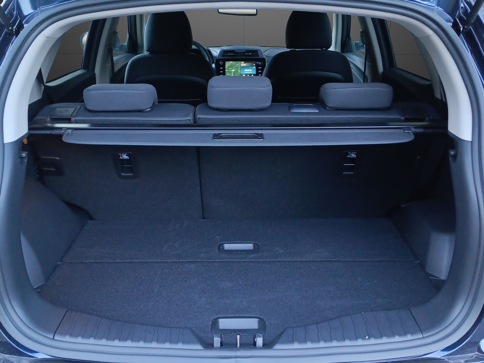 KGM-SsangYong Tivoli 1.5 T GDI Steel 4WD-image-17