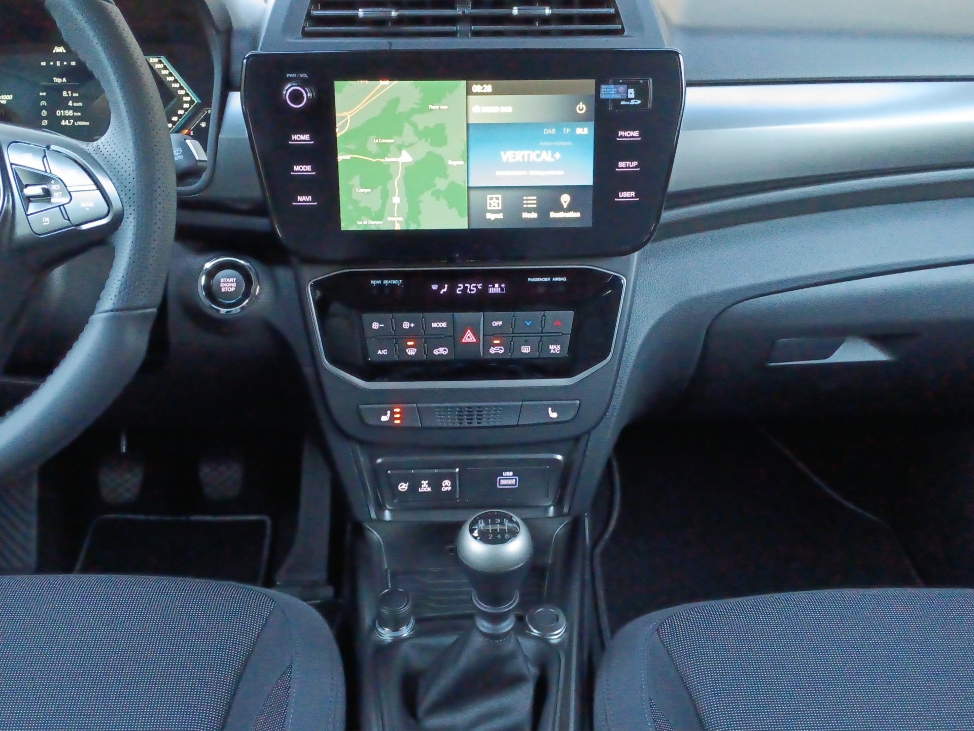 KGM-SsangYong Tivoli 1.5 T GDI Steel 4WD-image-13