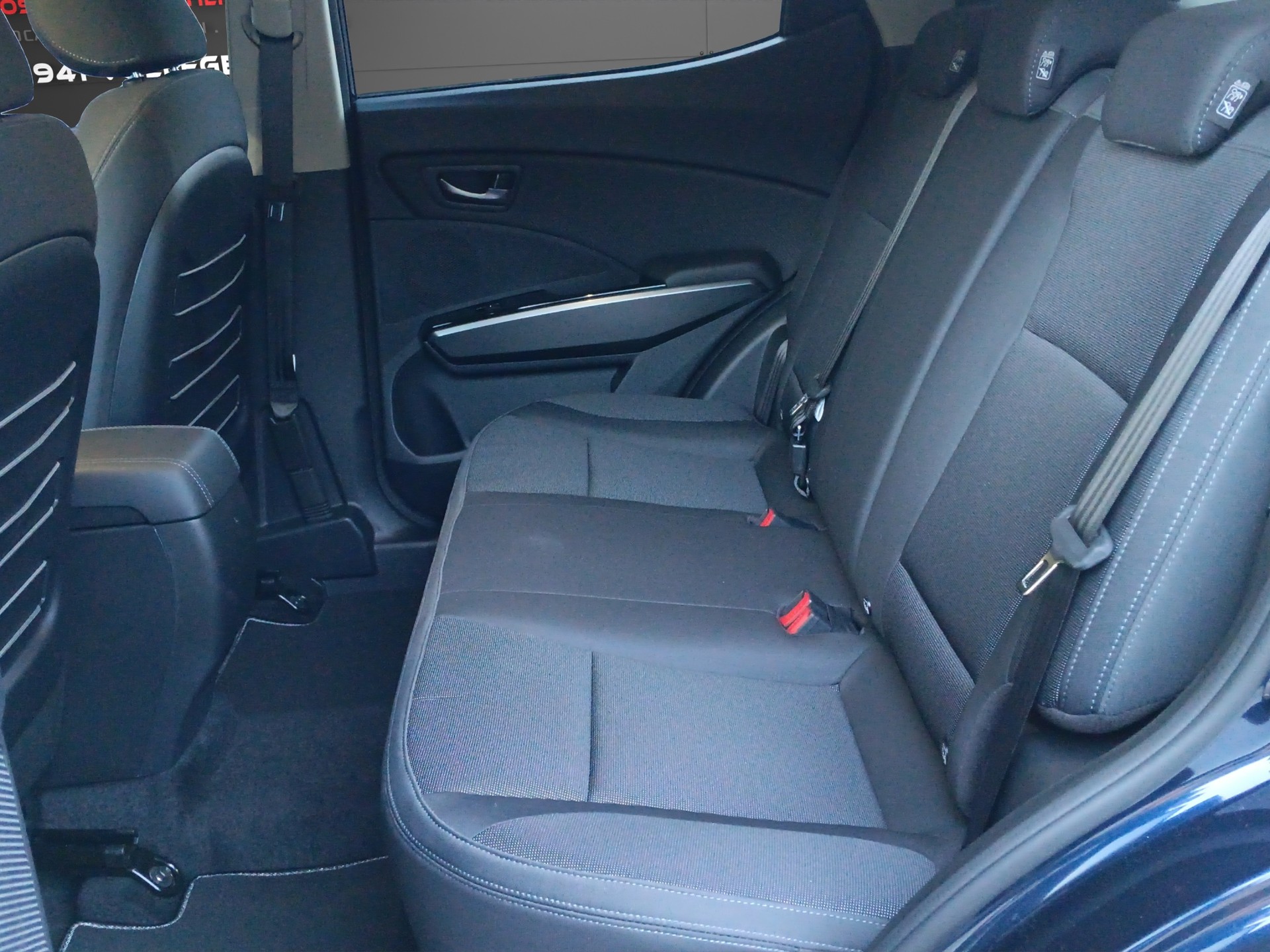 KGM-SsangYong Tivoli 1.5 T GDI Steel 4WD-image-11