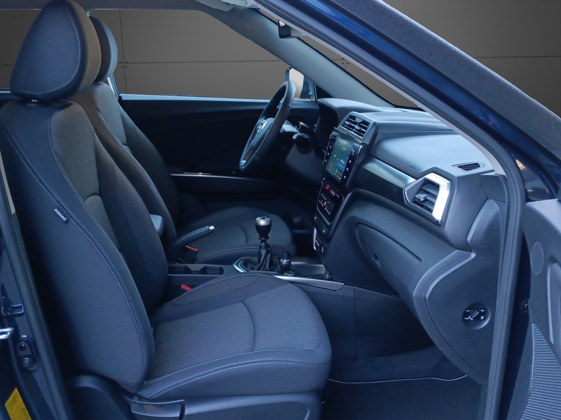 KGM-SsangYong Tivoli 1.5 T GDI Steel 4WD-image-15