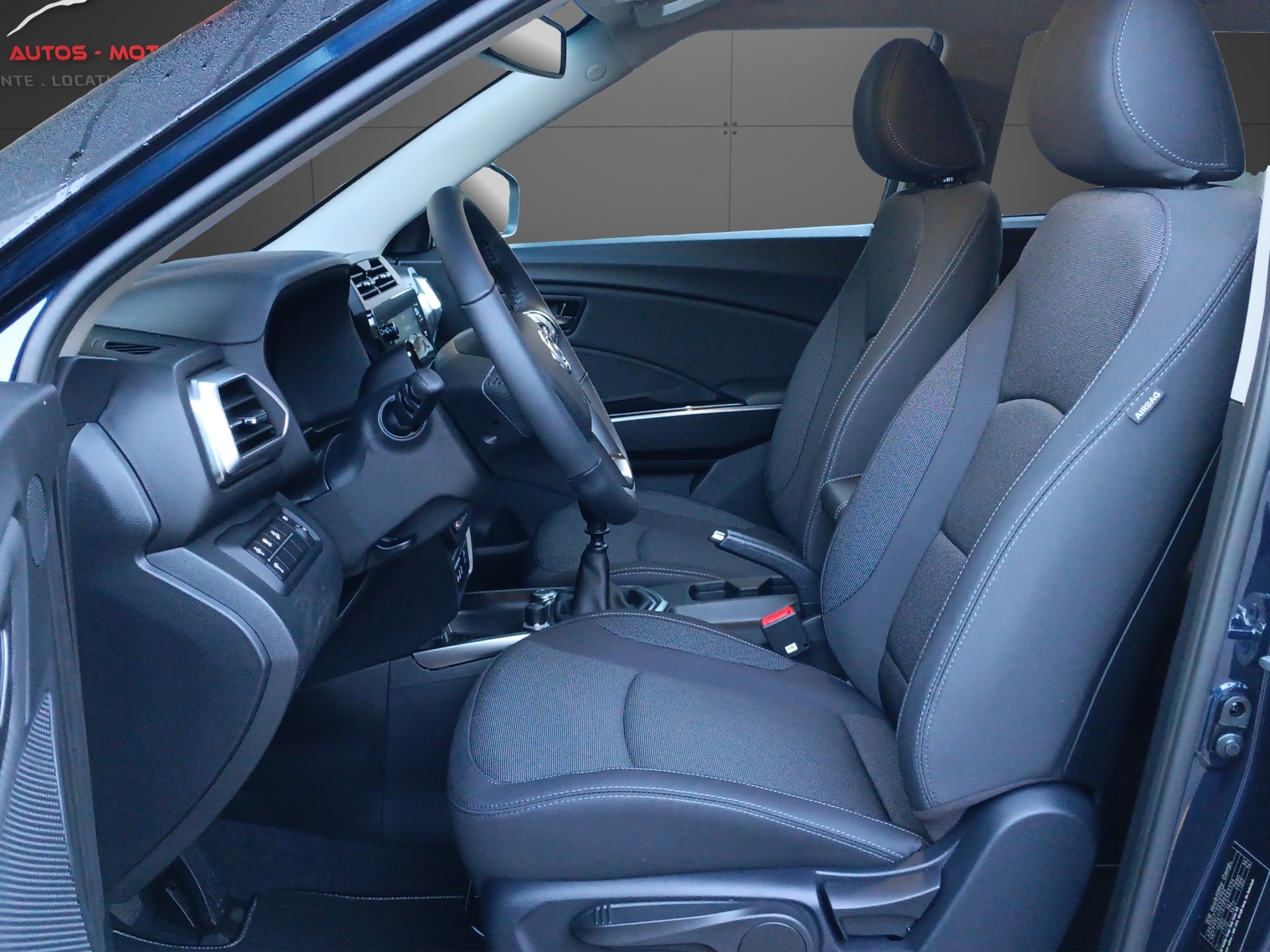 KGM-SsangYong Tivoli 1.5 T GDI Steel 4WD-image-8