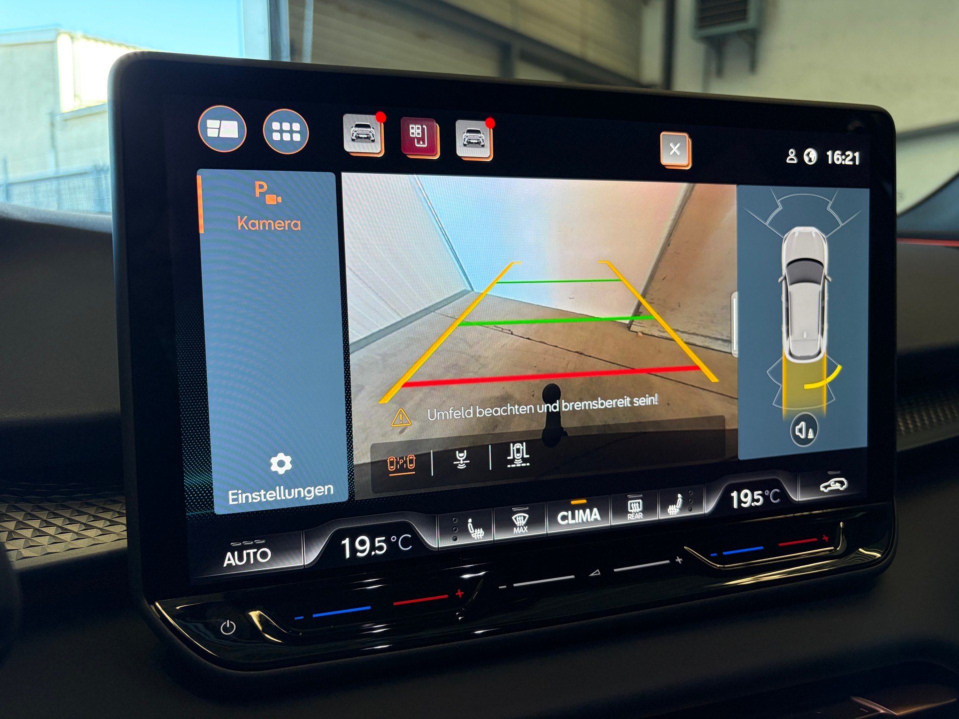 CUPRA Terramar 2.0 TSI DSG 4Drive VZ PANORAMA HEAD-UP AHK - HERSTELLERGARANTIE BIS 2030!-image-18