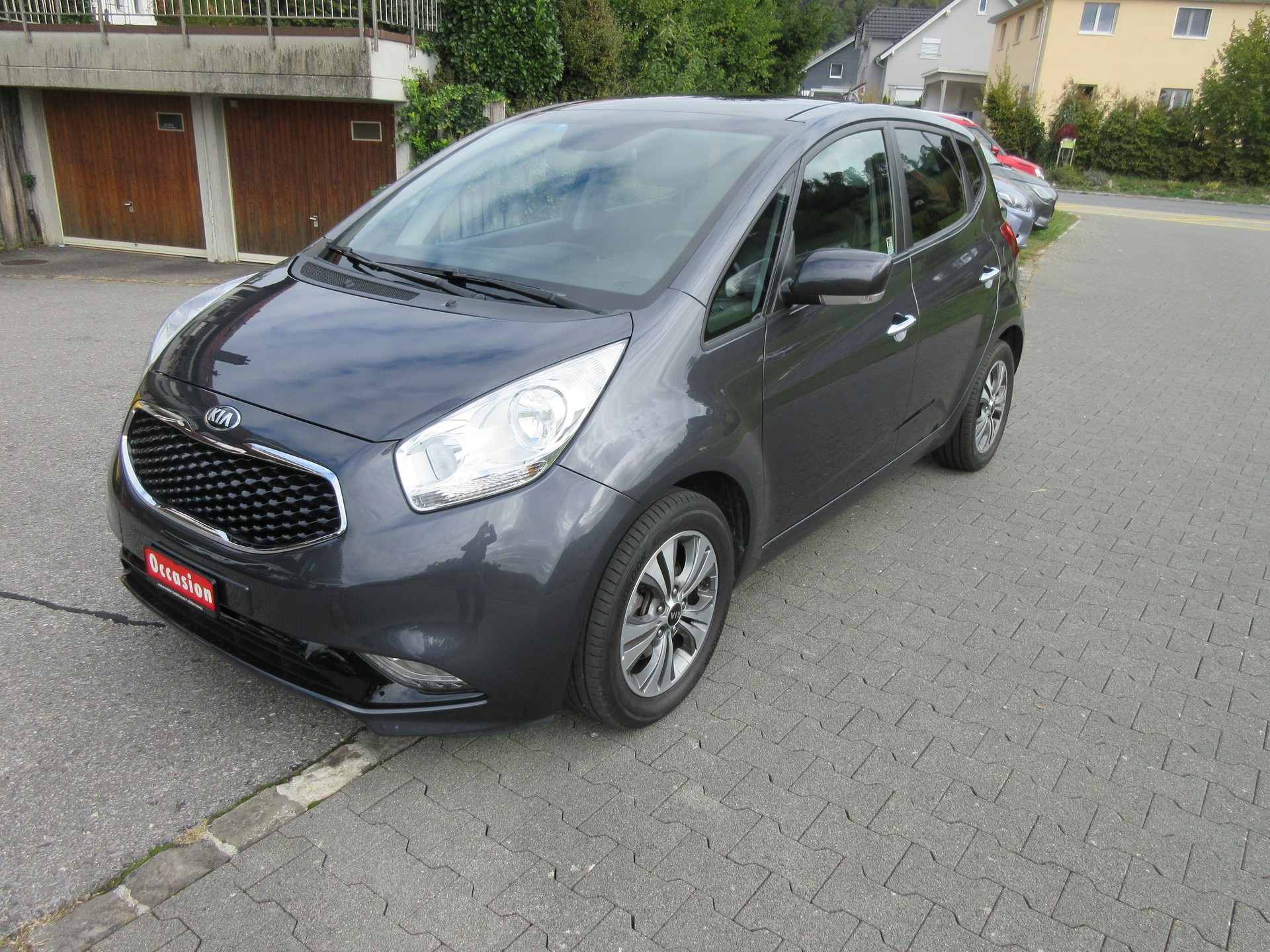 KIA Venga 1.6 CVVT Swiss Champion Automatic-image-5