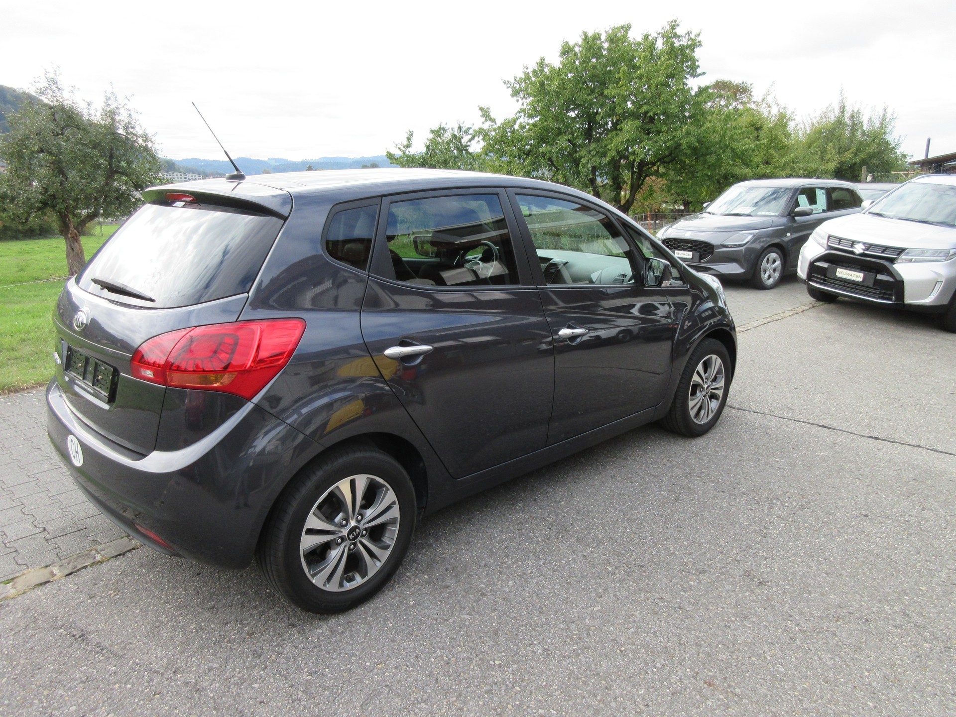 KIA Venga 1.6 CVVT Swiss Champion Automatic-image-3