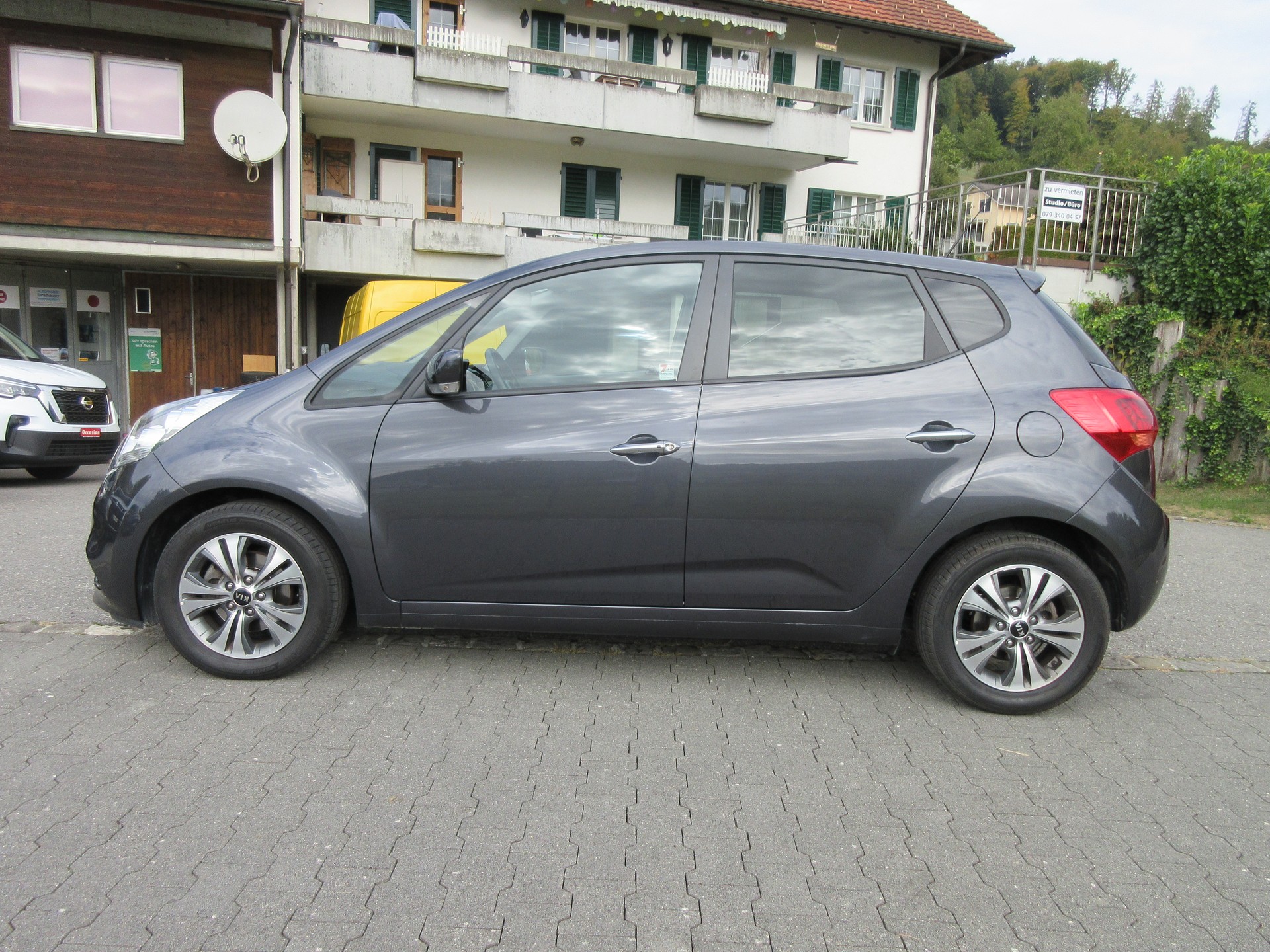KIA Venga 1.6 CVVT Swiss Champion Automatic-image-1