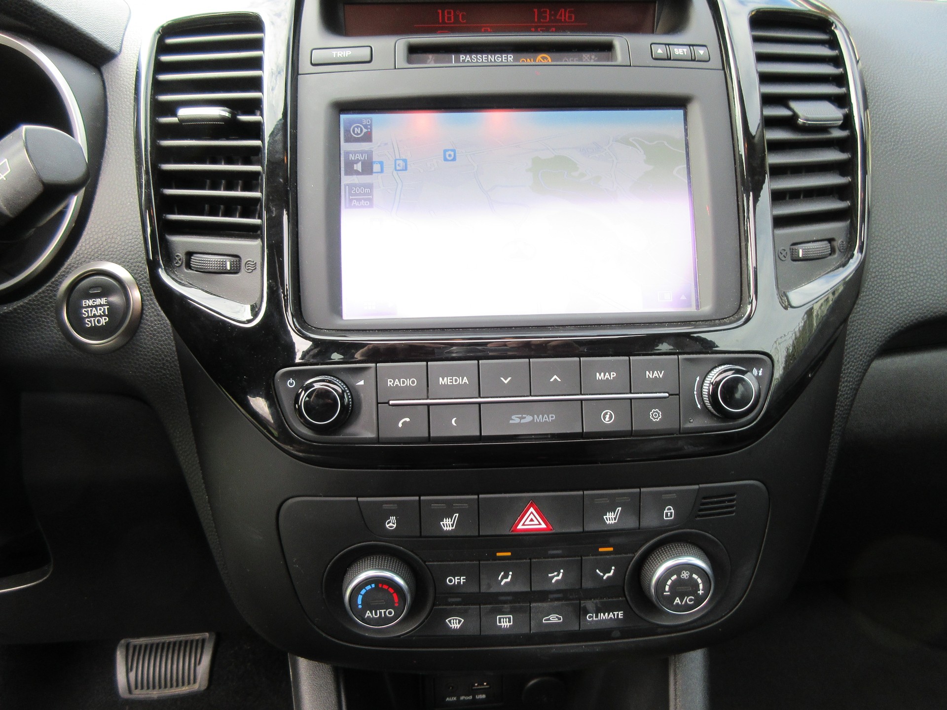 KIA Venga 1.6 CVVT Swiss Champion Automatic-image-12