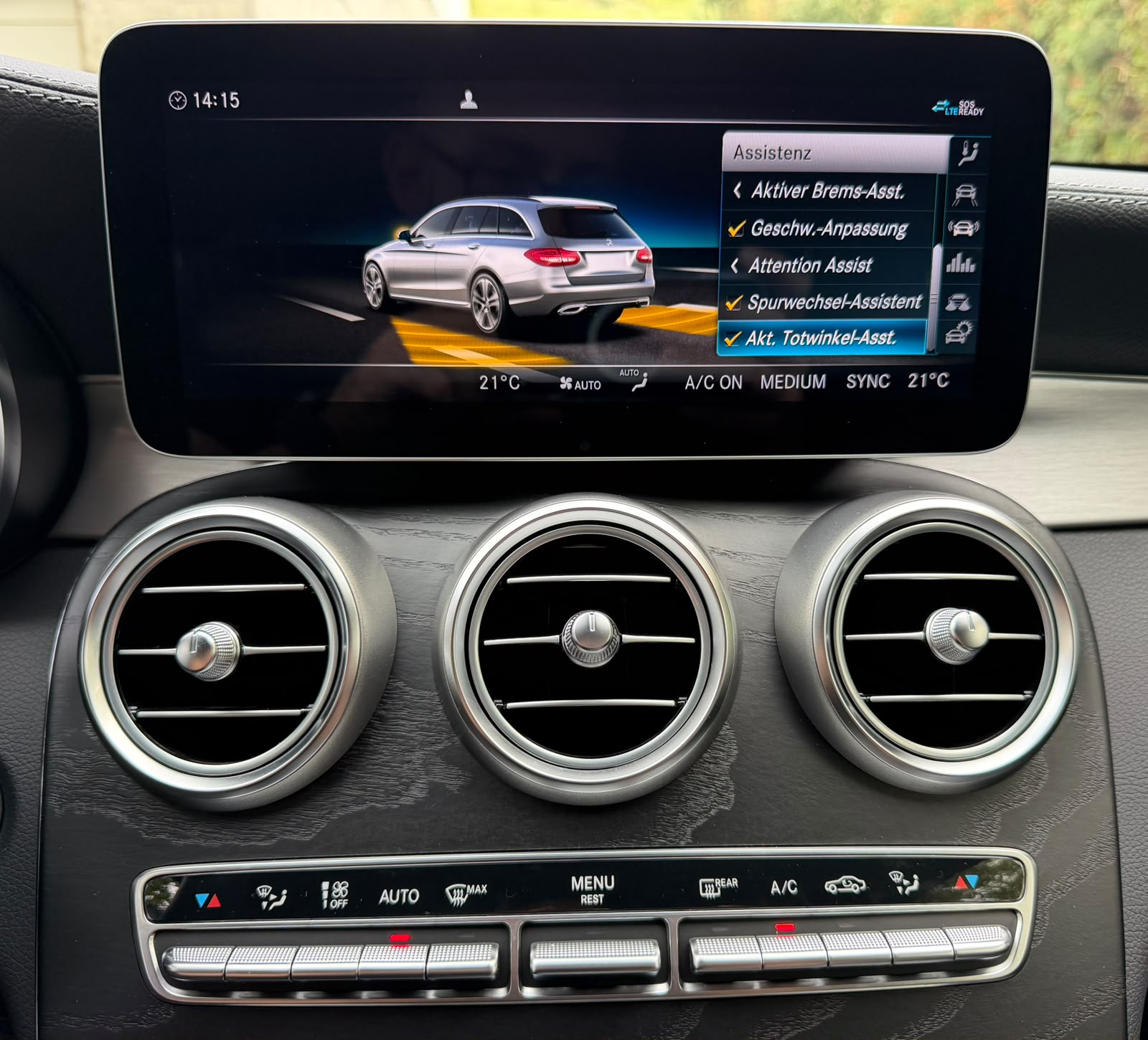 MERCEDES-BENZ C 200 Swiss Star AMG Line 4M 9G-Tronic-image-25