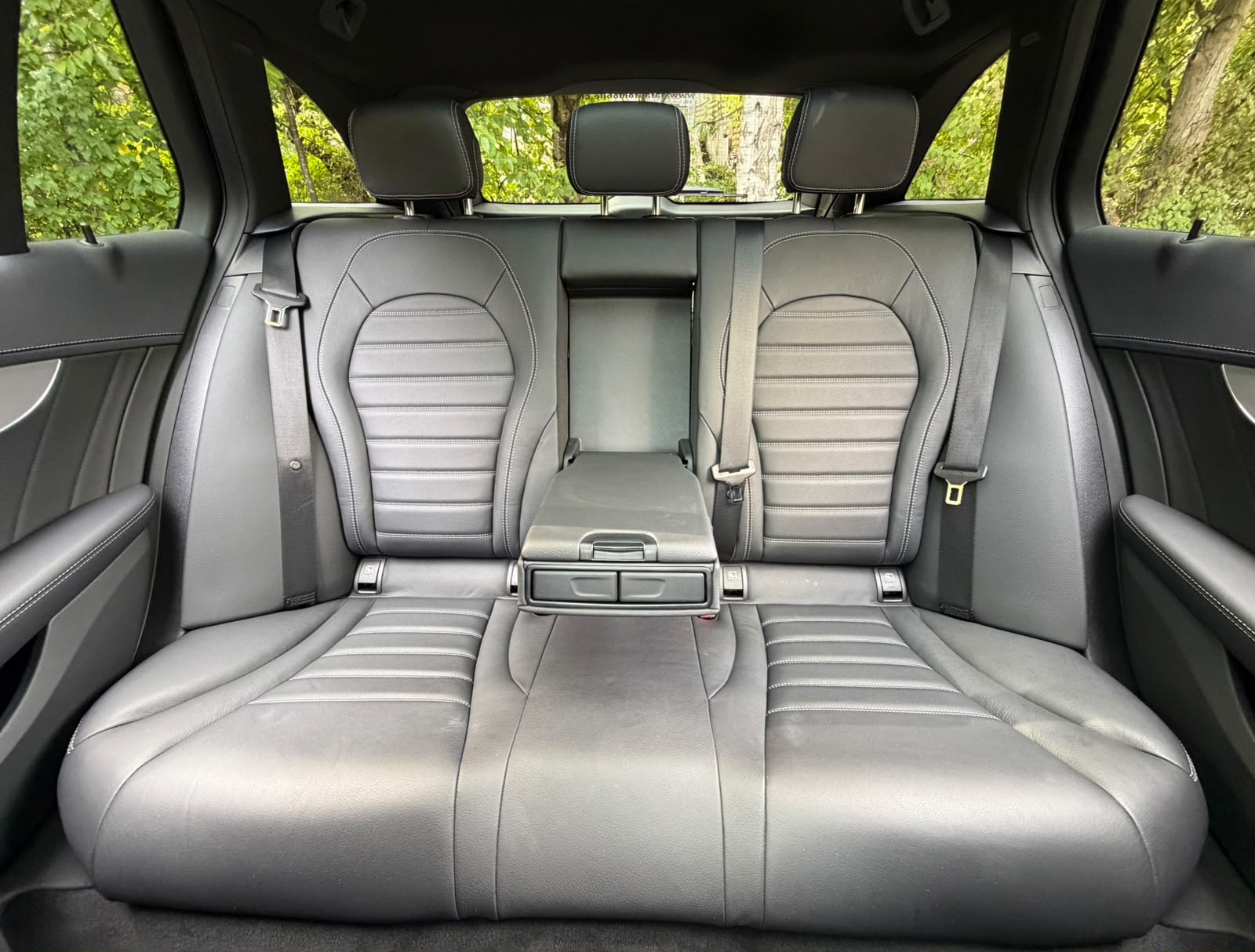 MERCEDES-BENZ C 200 Swiss Star AMG Line 4M 9G-Tronic-image-20