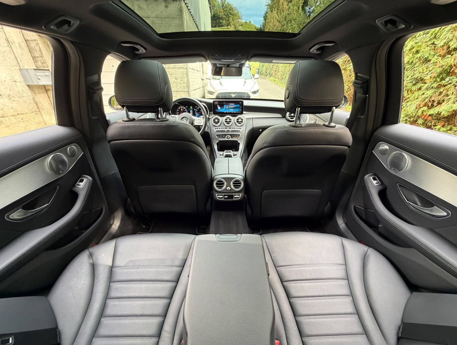 MERCEDES-BENZ C 200 Swiss Star AMG Line 4M 9G-Tronic-image-21