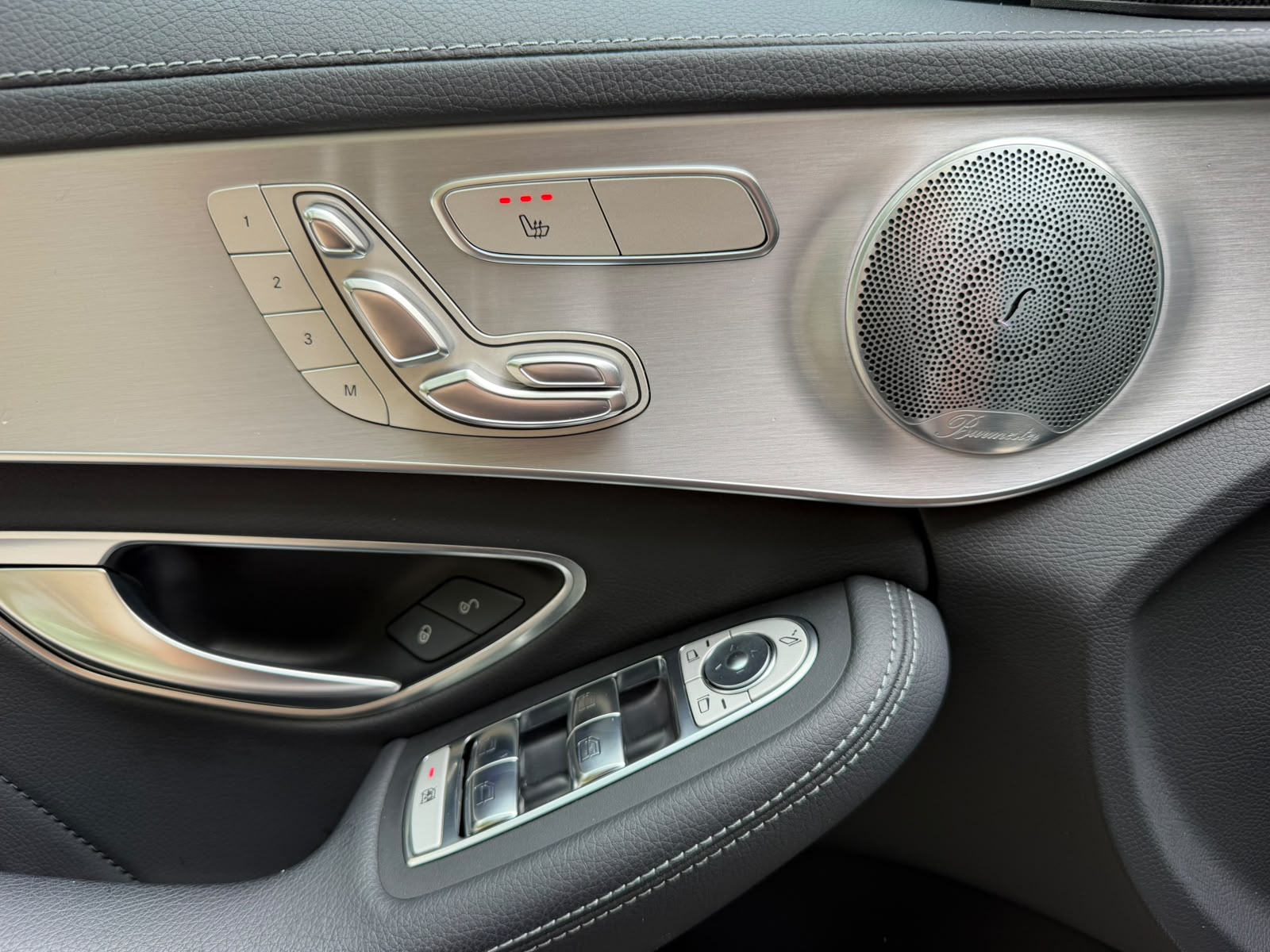 MERCEDES-BENZ C 200 Swiss Star AMG Line 4M 9G-Tronic-image-13
