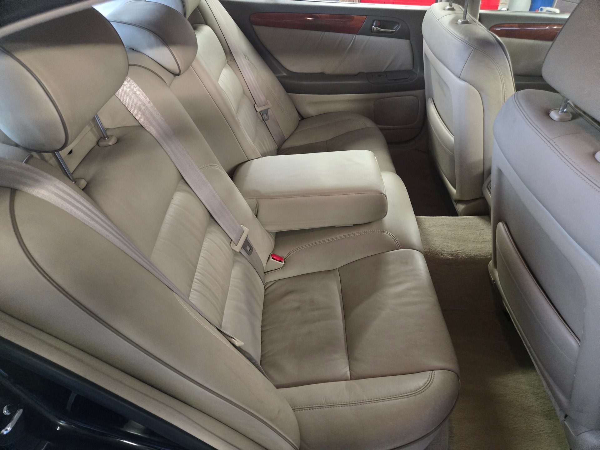 LEXUS GS 300 Automatic-image-2