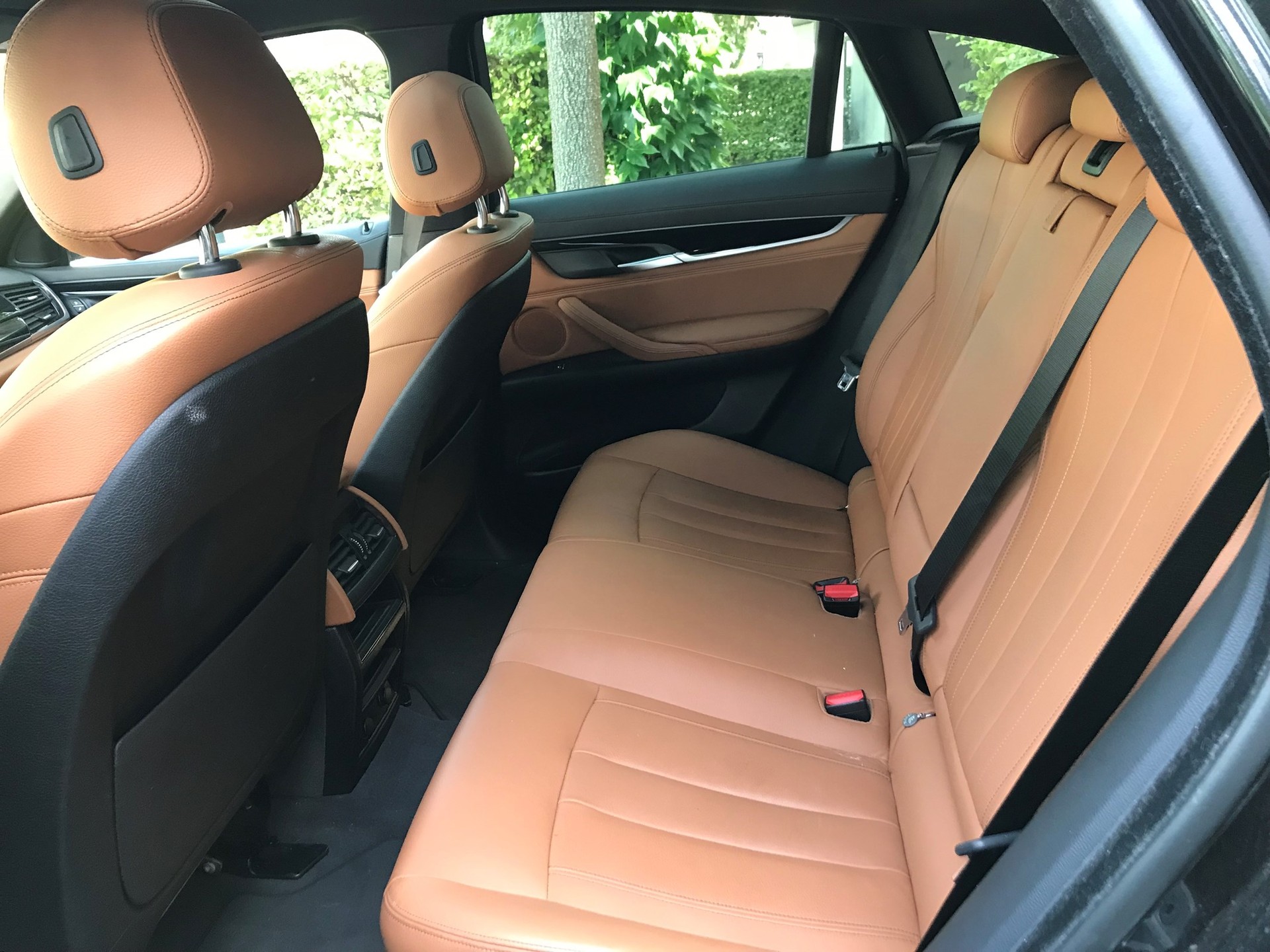BMW X6 xDrive 50i M- SPORT-image-11