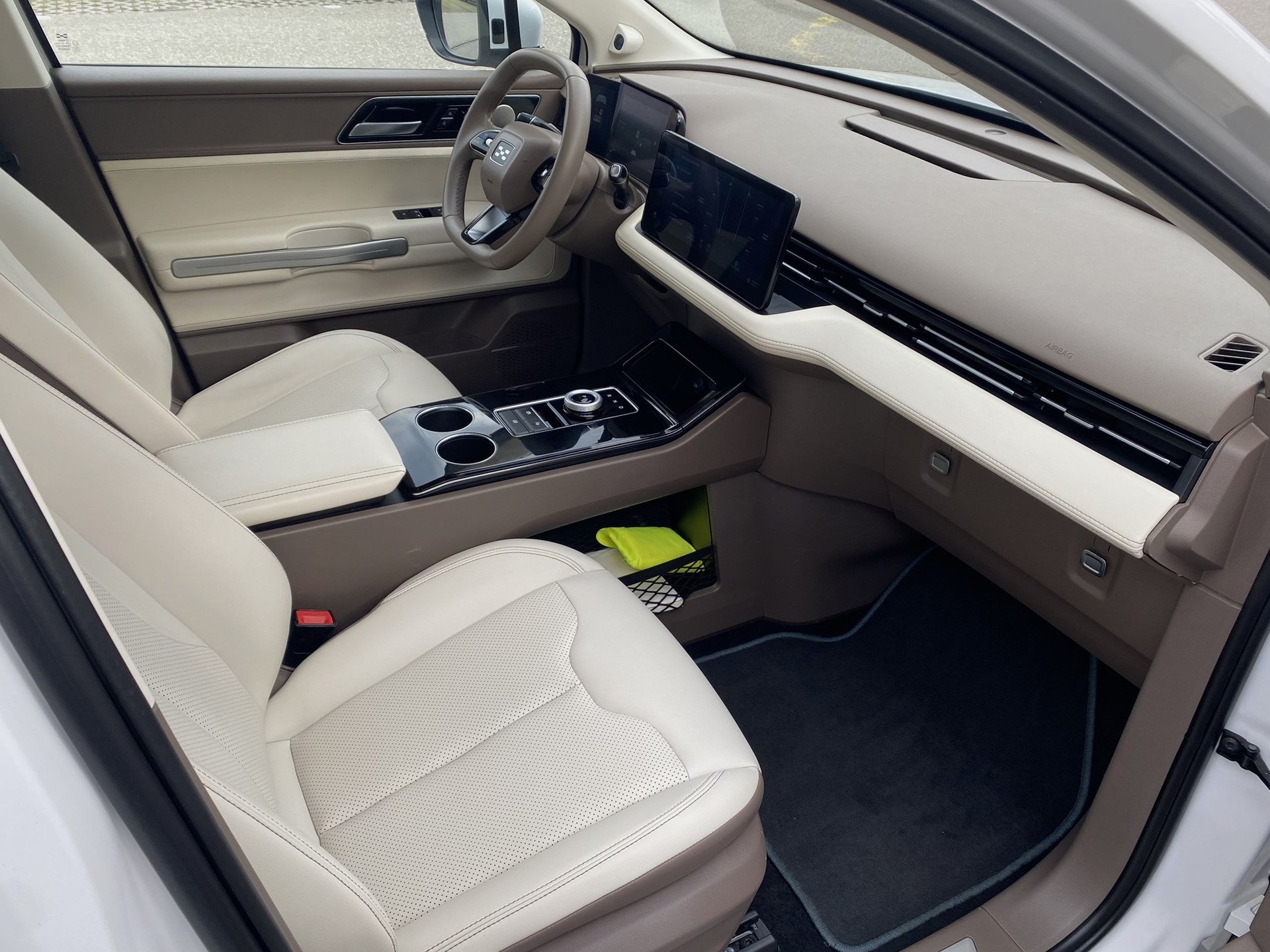 AIWAYS U5 Premium-image-6
