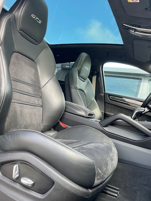 PORSCHE CAYENNE Coupé GTS-image-25