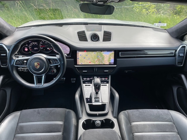 PORSCHE CAYENNE Coupé GTS-image-19