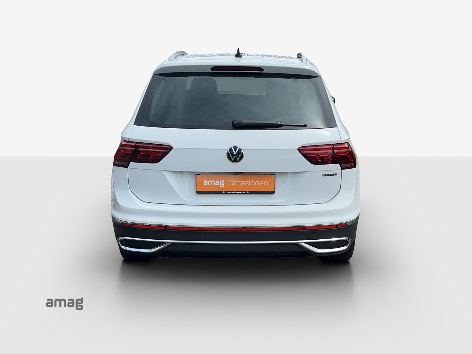 VW Tiguan 2.0 TDI SCR Elegance 4Motion DSG-image-3