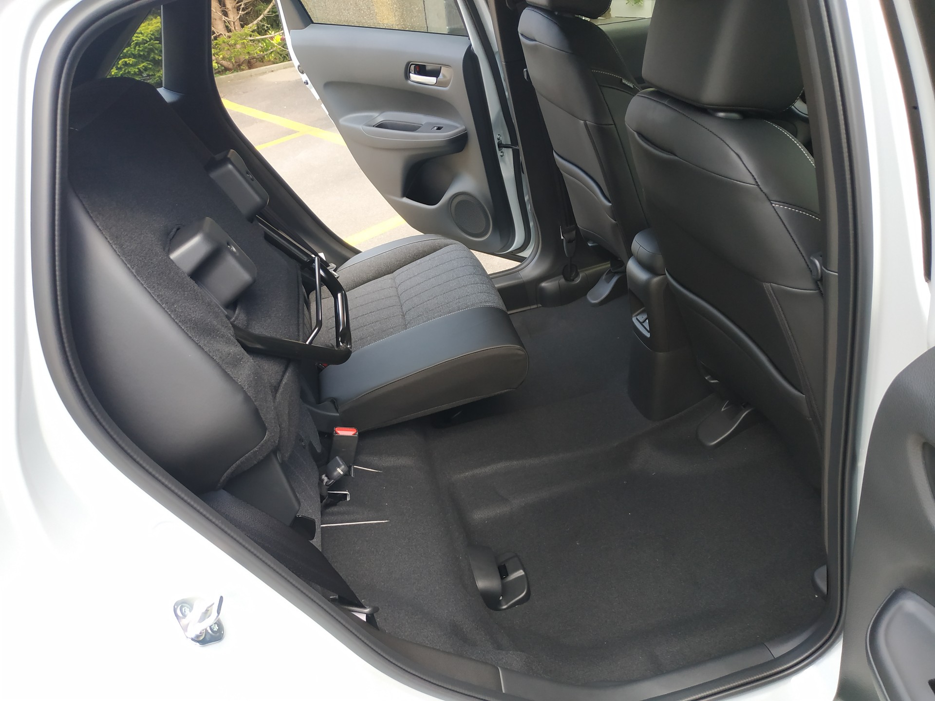HONDA Jazz 1.5i-MMD Advance E-CVT-image-17