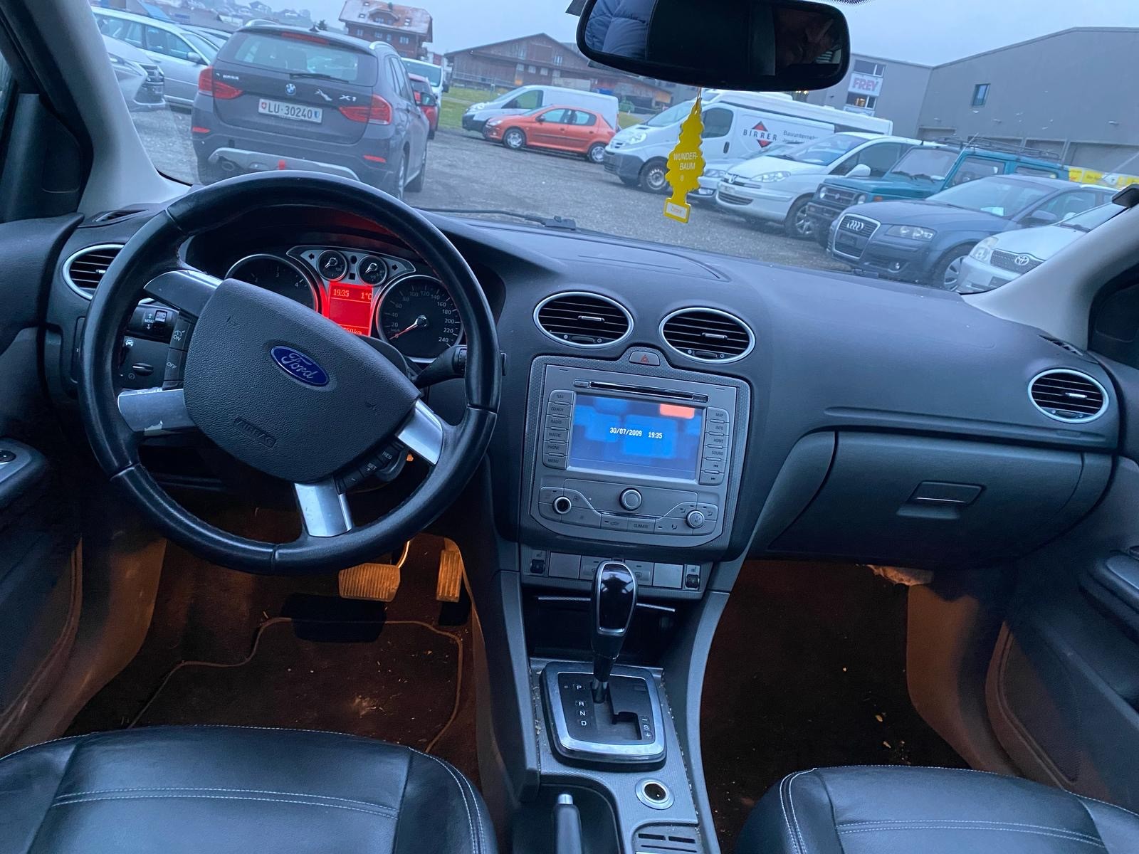 FORD Focus 2.0 TDCi Titanium PowerShift-image-10