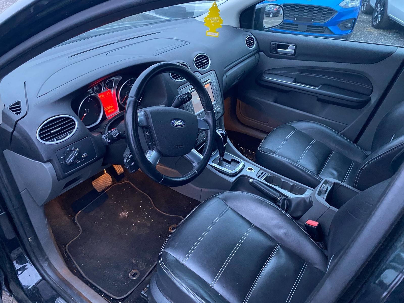 FORD Focus 2.0 TDCi Titanium PowerShift-image-8