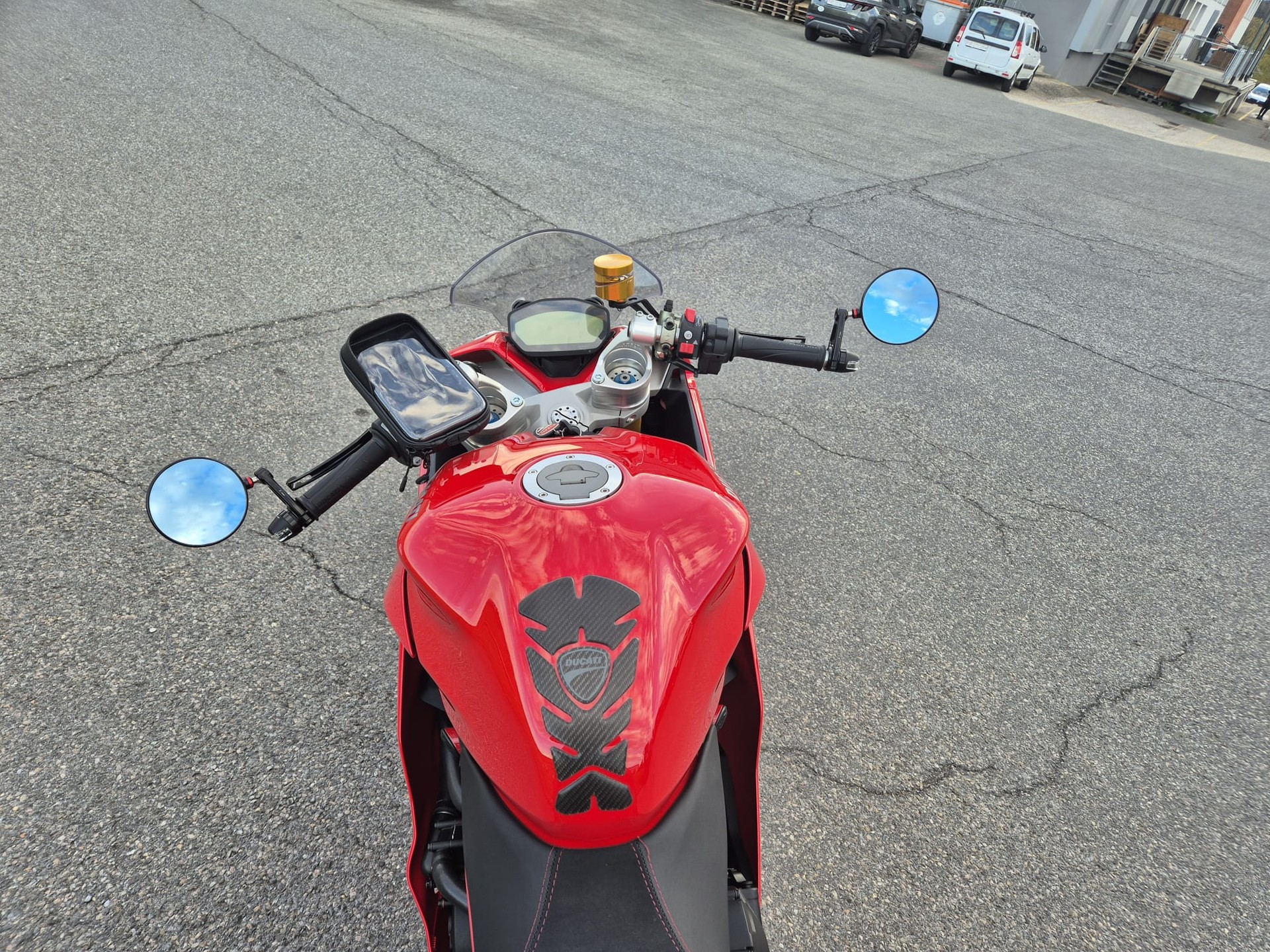 DUCATI 950 Supersport S-image-4