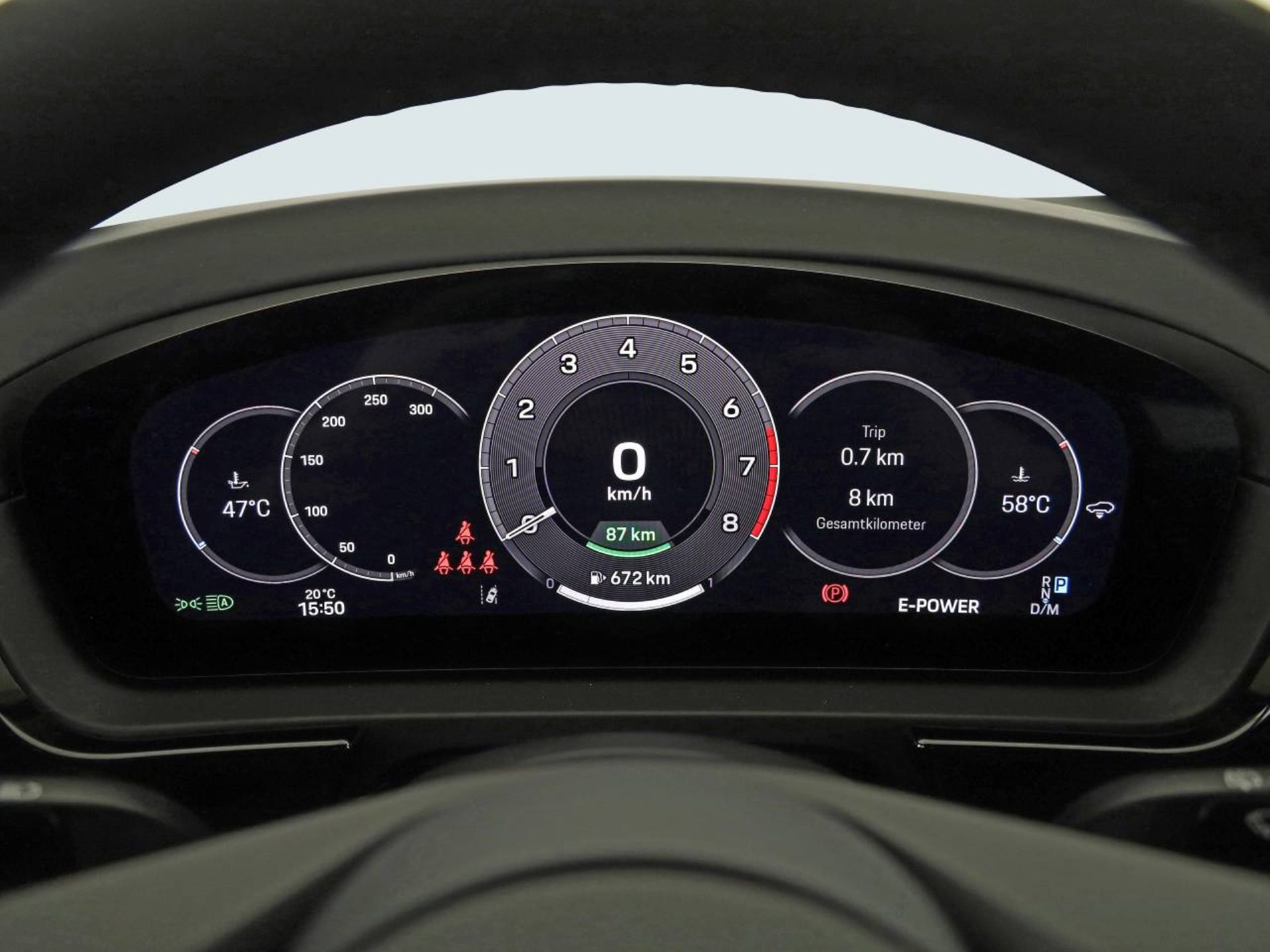 PORSCHE Cayenne S E-Hybrid-image-14