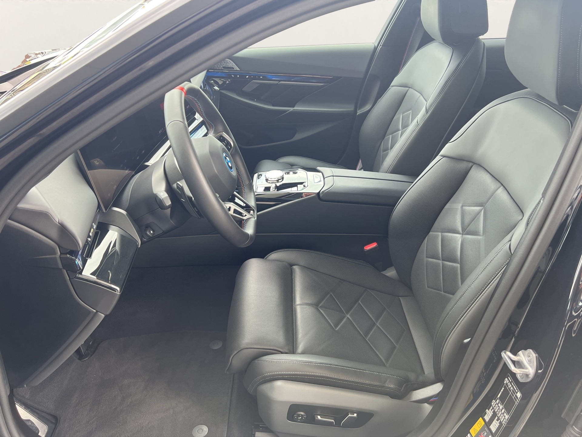 BMW i5 M60 Tour. M Sport Pro-image-9