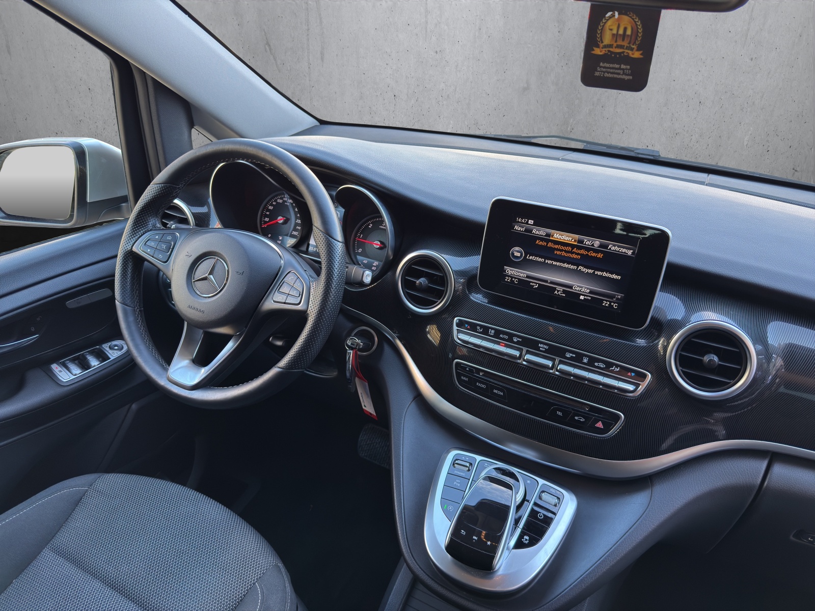 MERCEDES-BENZ V 250 d lang 4Matic 7G-Tronic-image-10