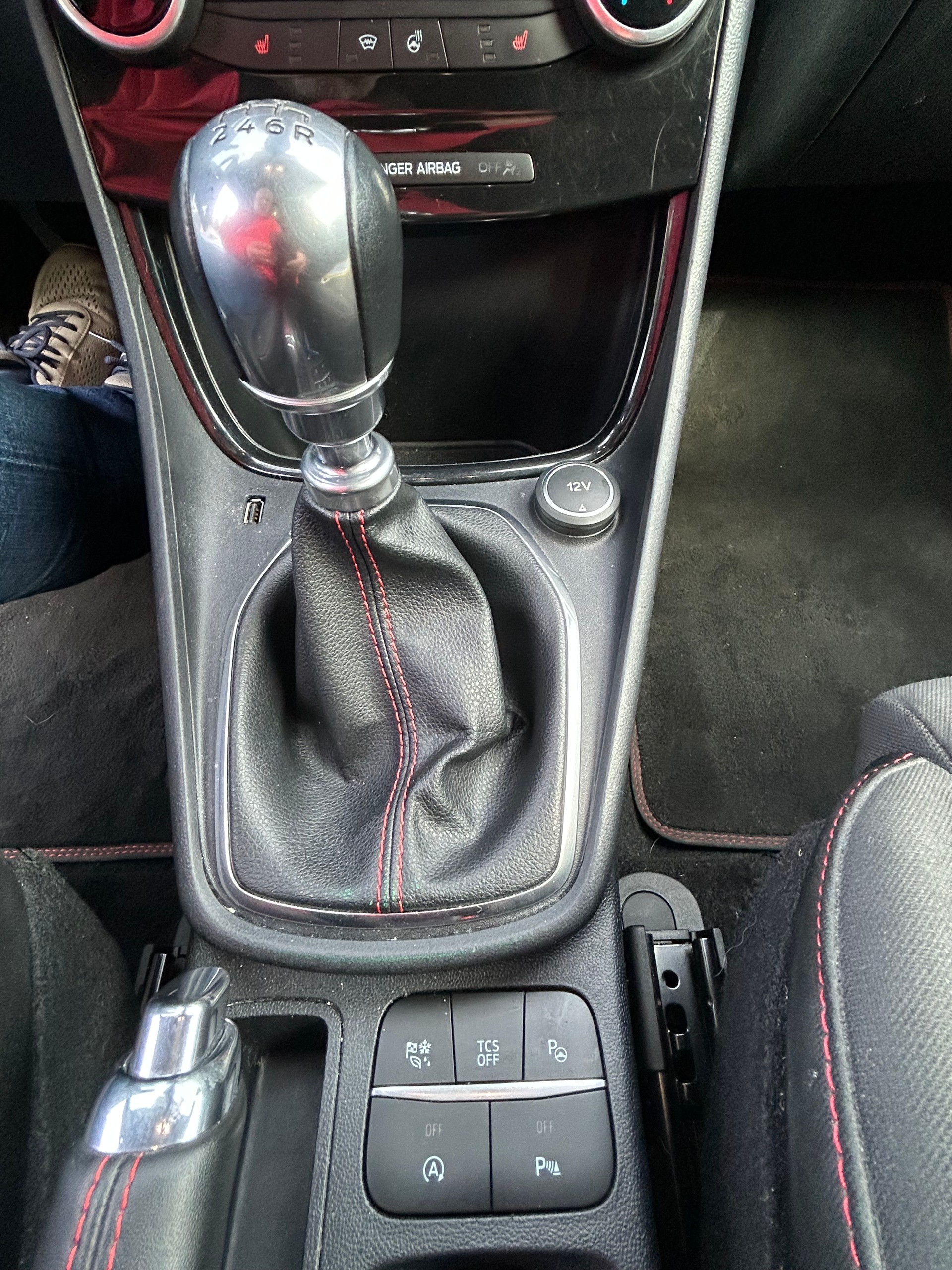 FORD Puma 1.0 MHEV ST-Line-image-14