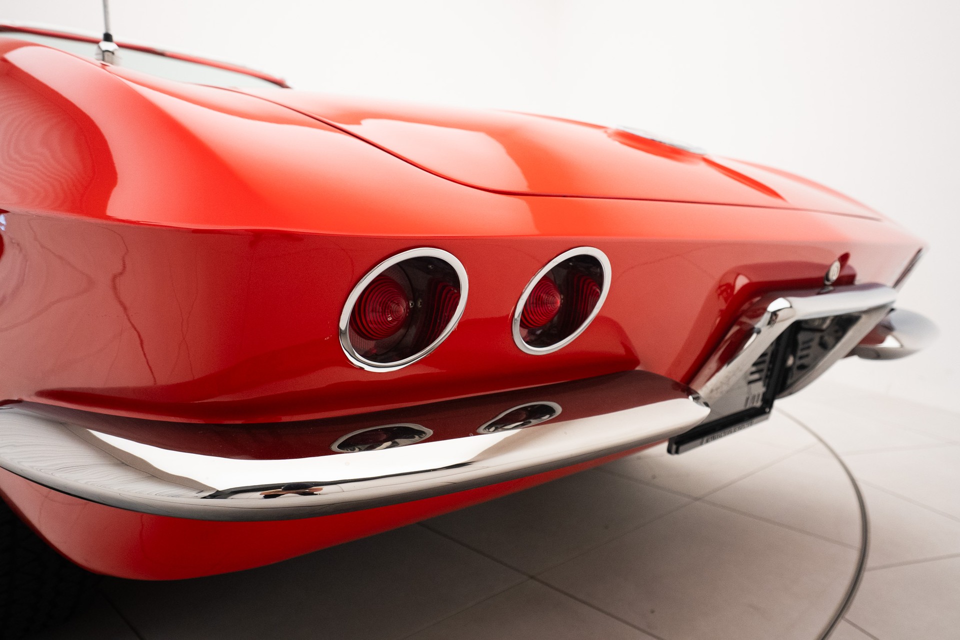 CHEVROLET Corvette C1-image-10