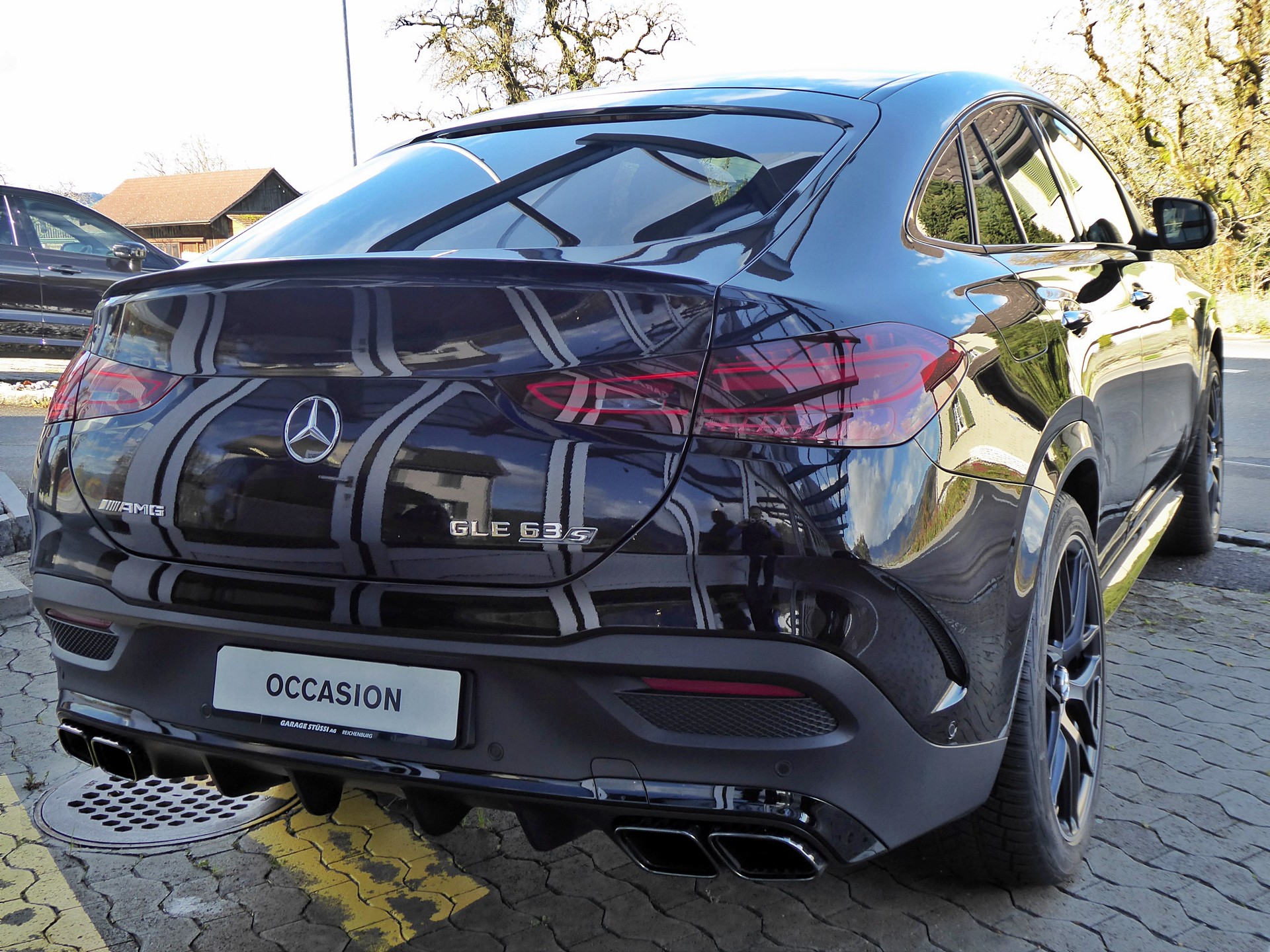 MERCEDES-BENZ GLE Coupé 63 S AMG 4Matic+ Speedshift-image-3