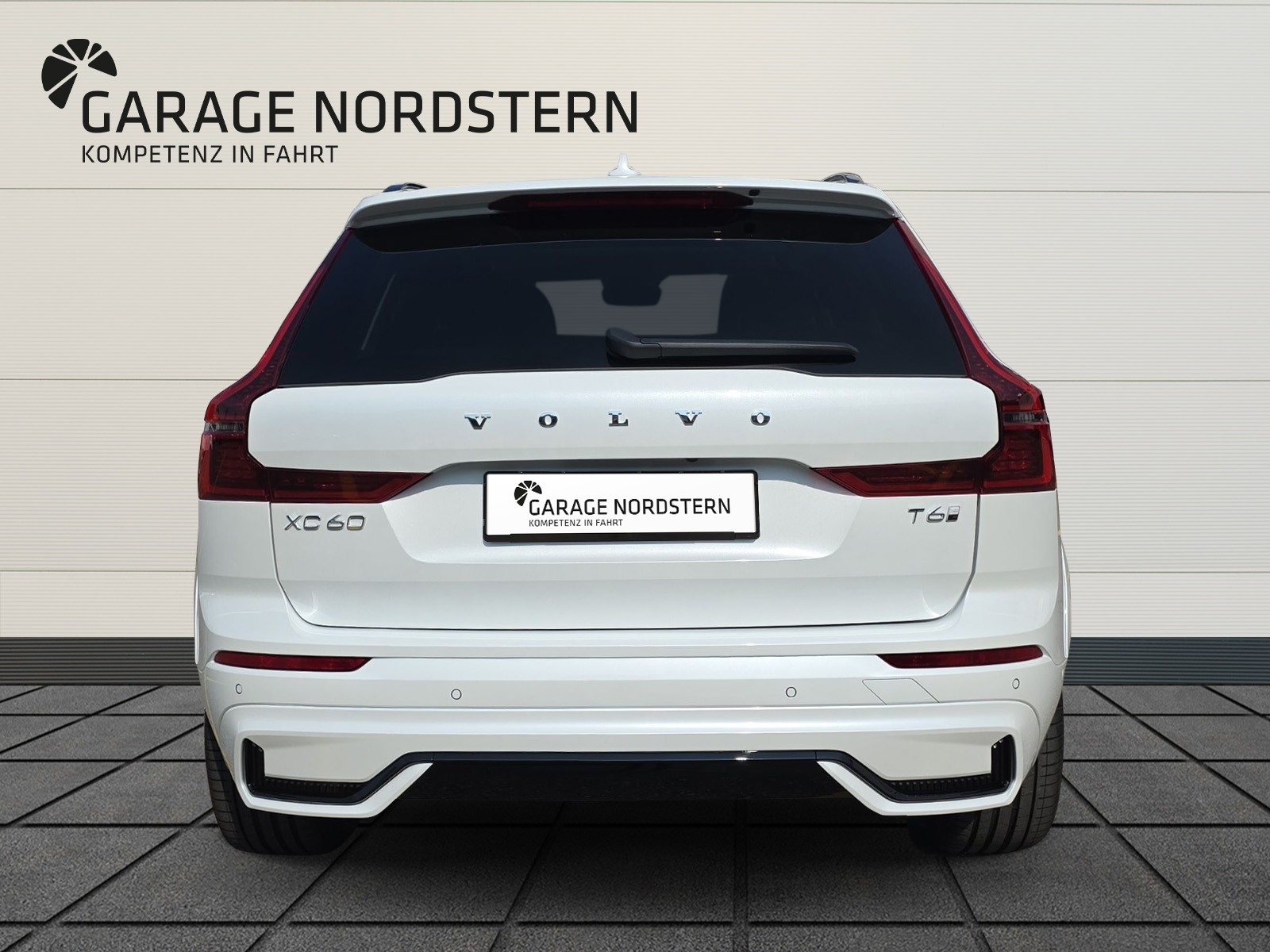 VOLVO XC60 2.0 T6 TE Ultra Dark eAWD-image-3