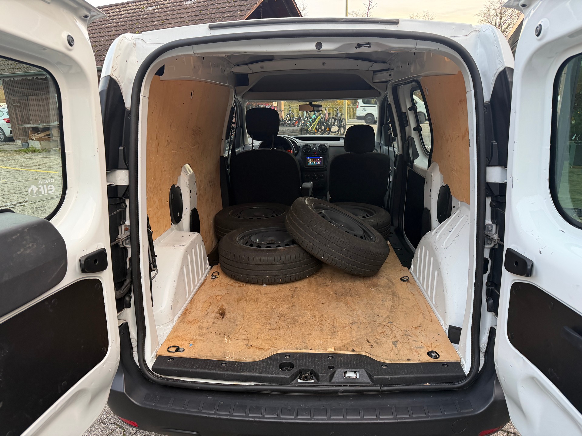 DACIA Dokker Van dCi 90 S&S Ambiance-image-11