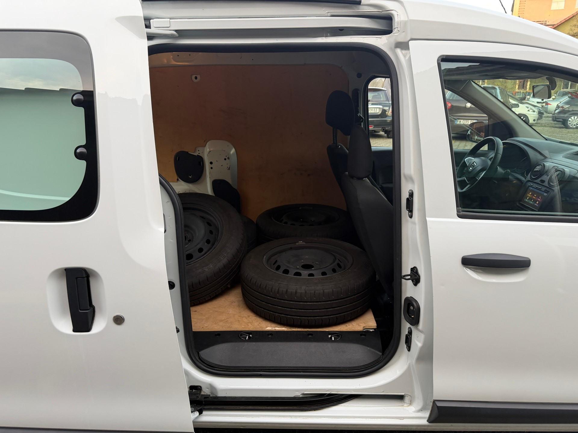 DACIA Dokker Van dCi 90 S&S Ambiance-image-9