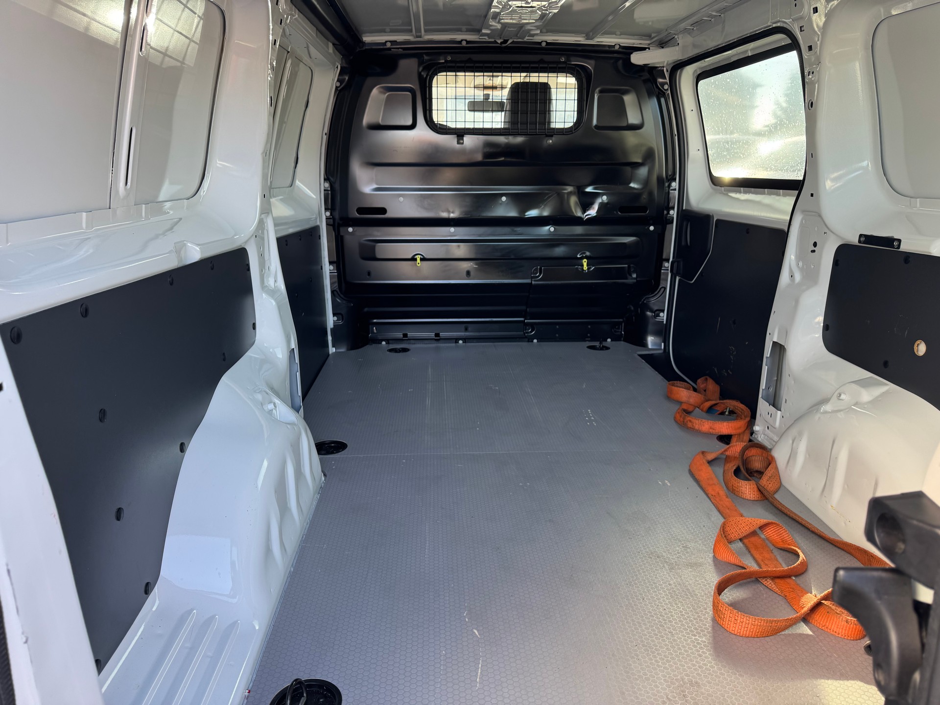 TOYOTA Proace 2.0D Panel Van Long Active 4x4-image-10