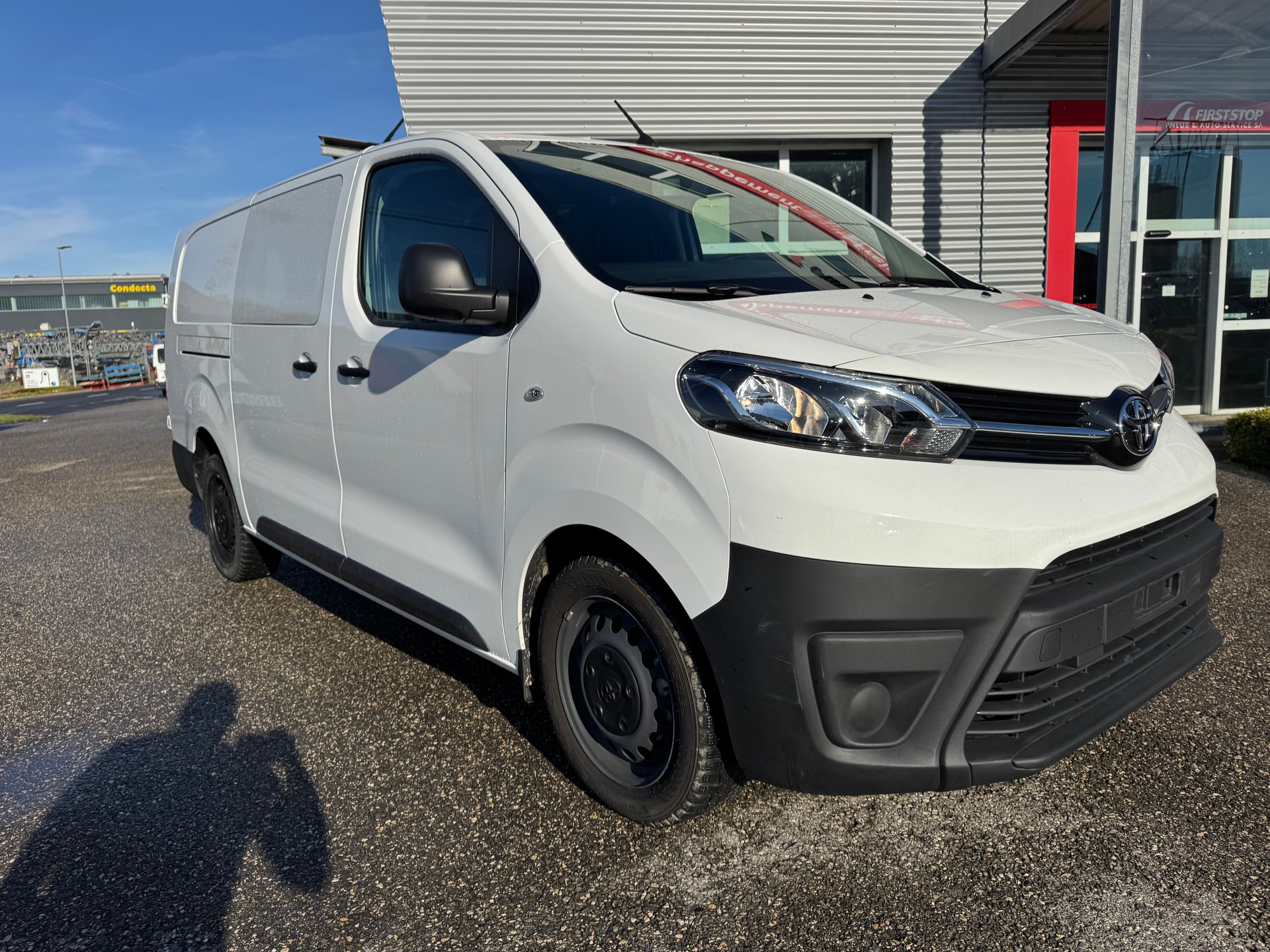 TOYOTA Proace 2.0D Panel Van Long Active 4x4