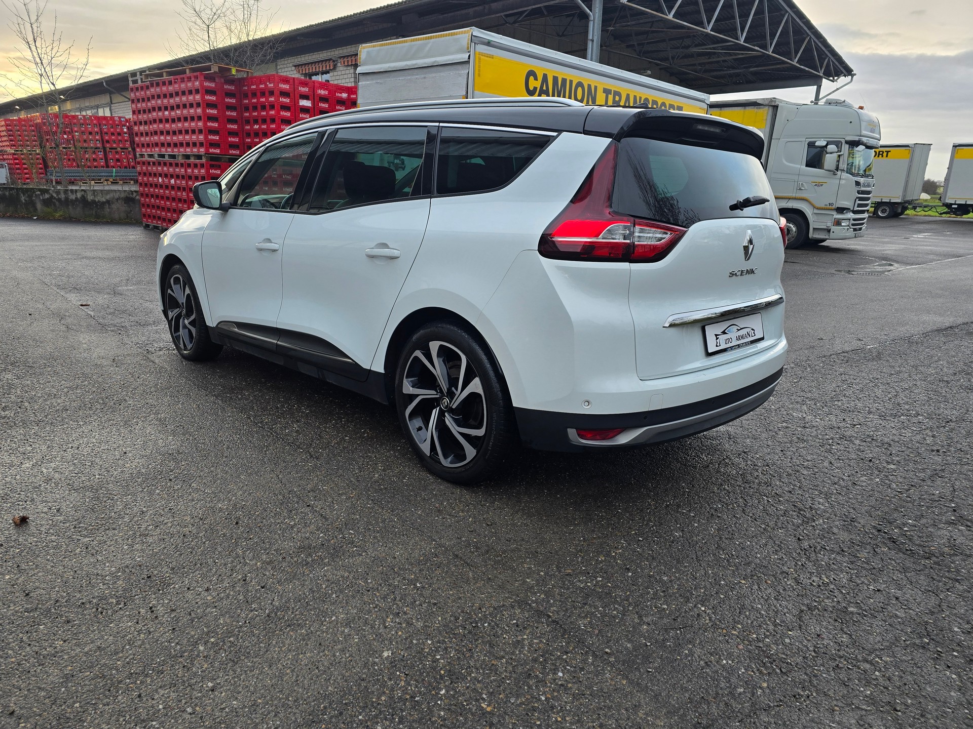 RENAULT Grand Scénic 1.6 dCi Bose EDC-image-5