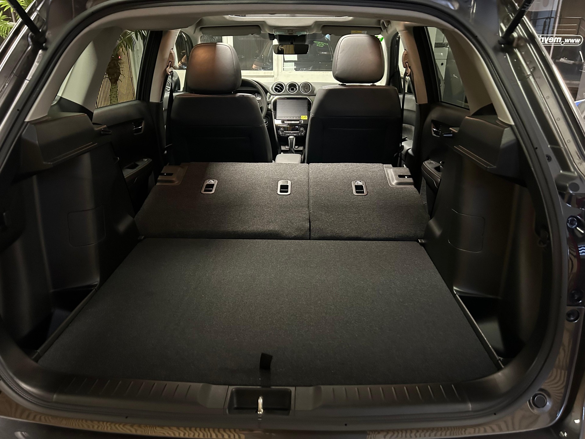 SUZUKI Vitara 1.4 T Compact Top Hybrid 4x4-image-21