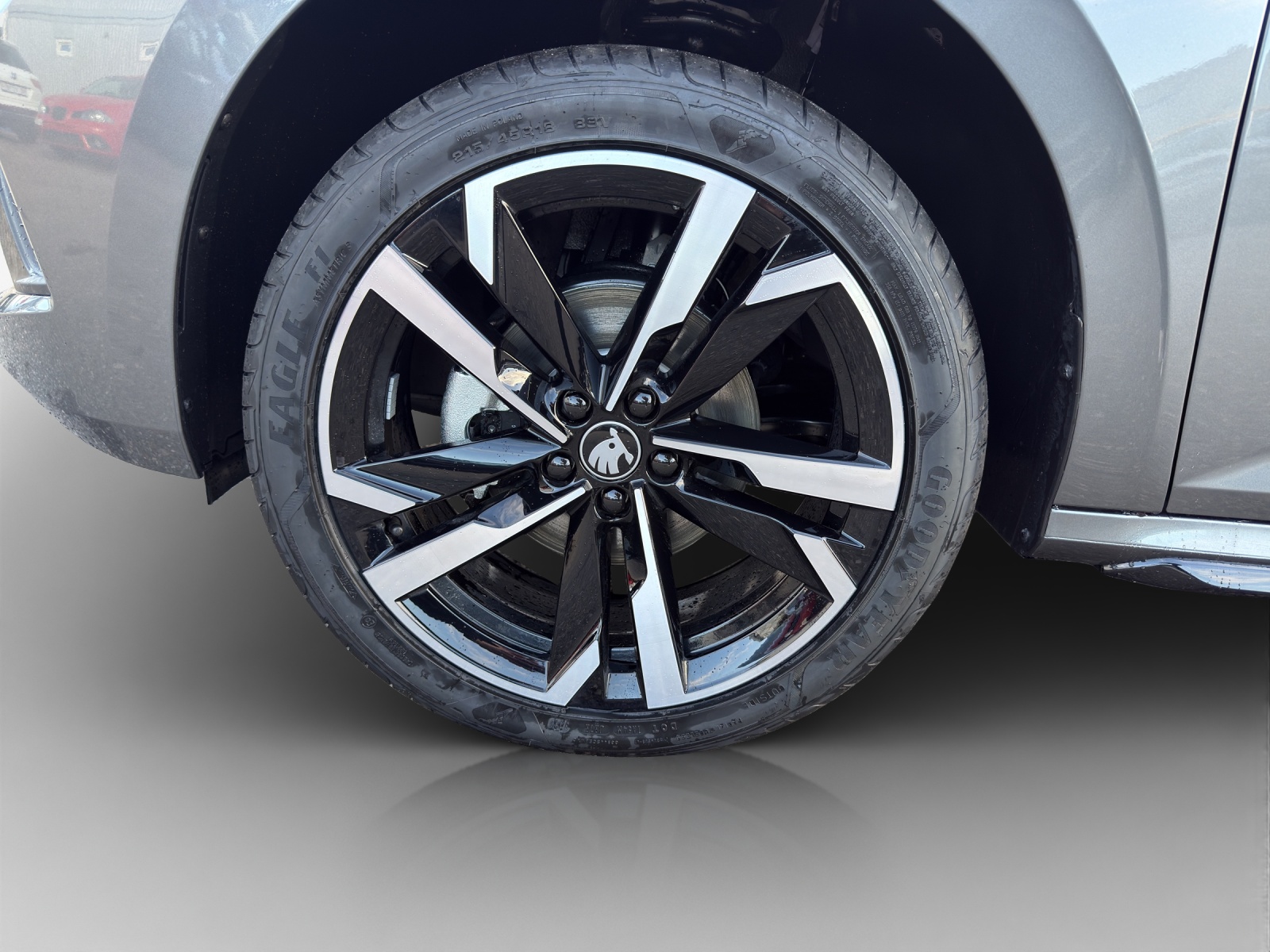 SKODA Kamiq 1.5 TSI Monte Carlo DSG-image-13