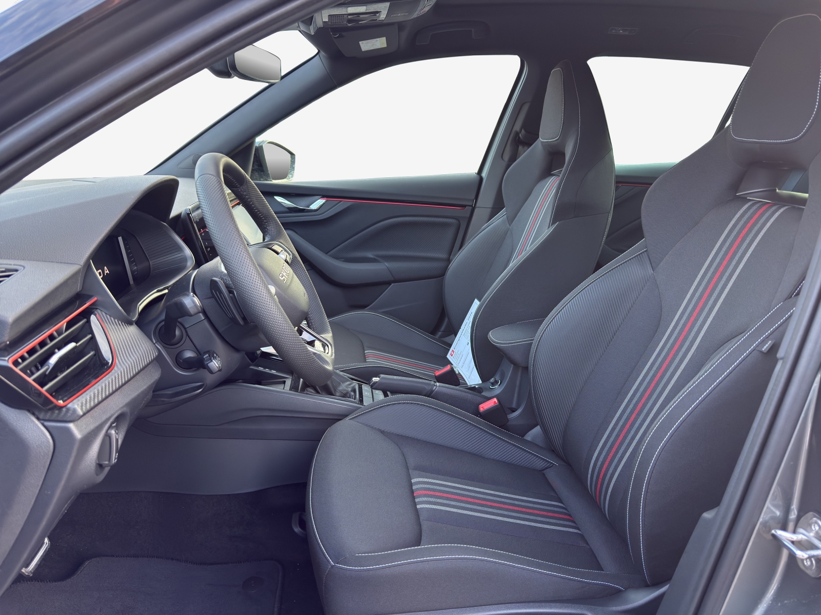 SKODA Kamiq 1.5 TSI Monte Carlo DSG-image-7