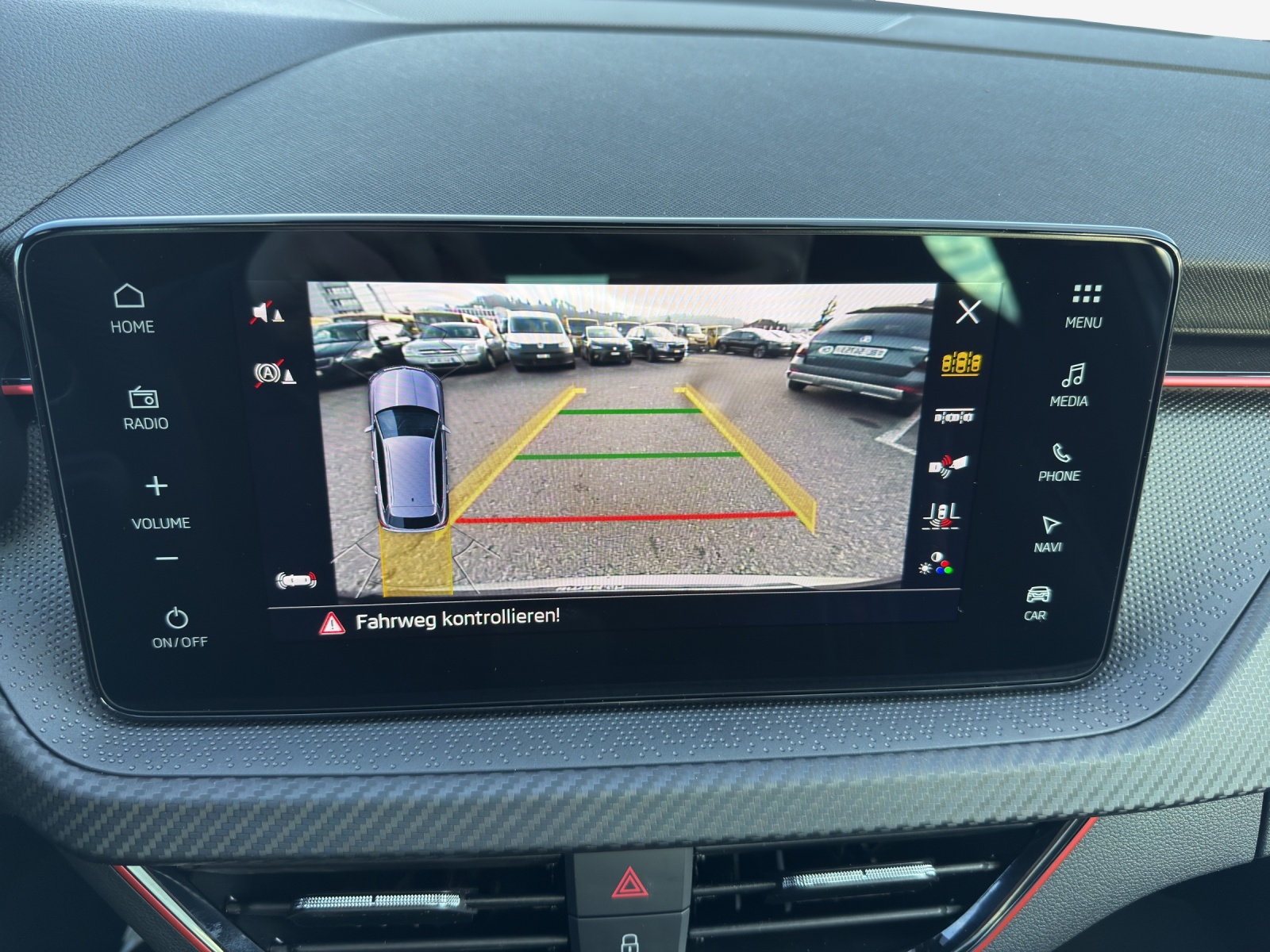 SKODA Kamiq 1.5 TSI Monte Carlo DSG-image-15