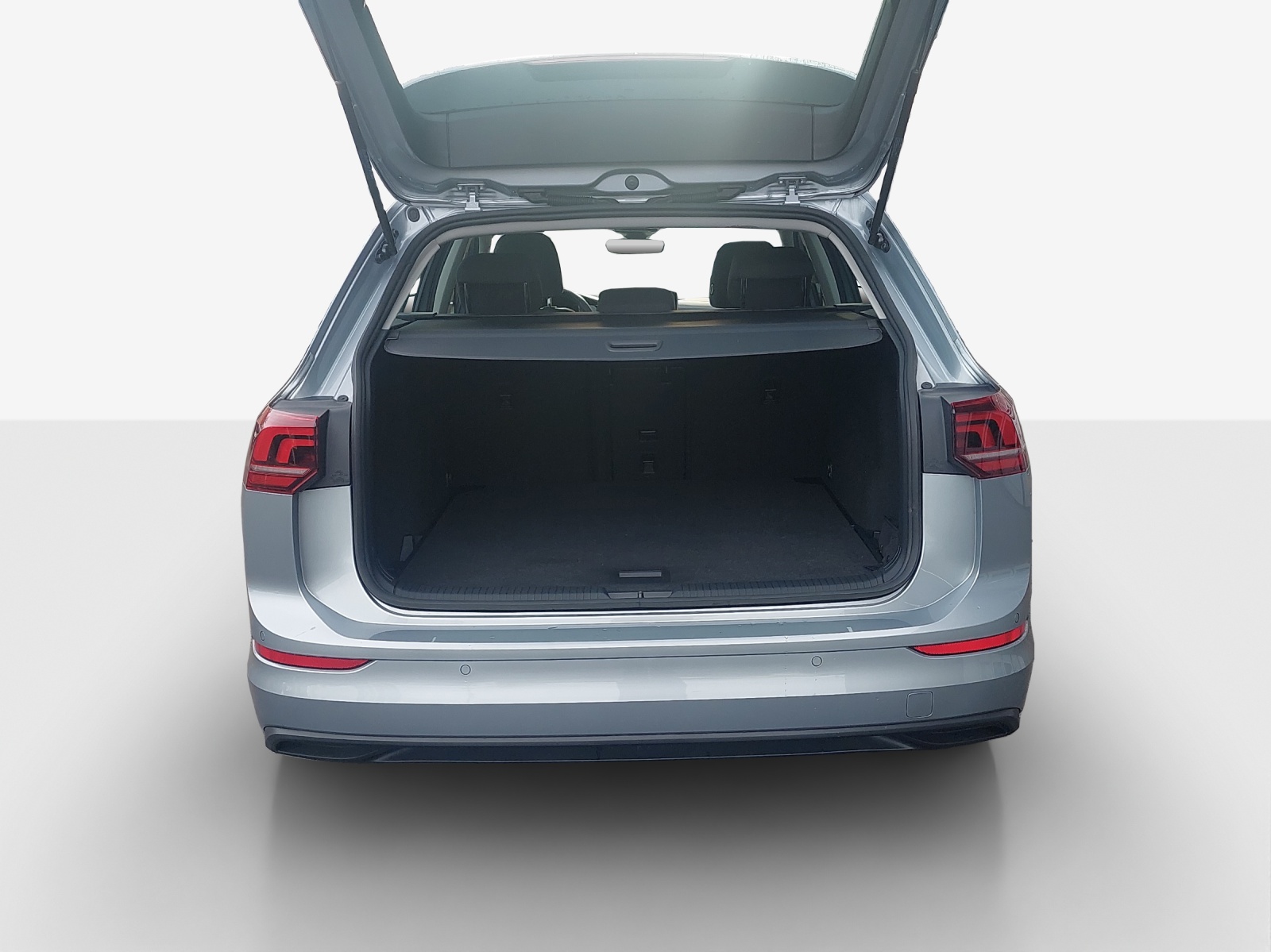 VW Golf Variant 1.5 eTSI mHEV Life-image-12